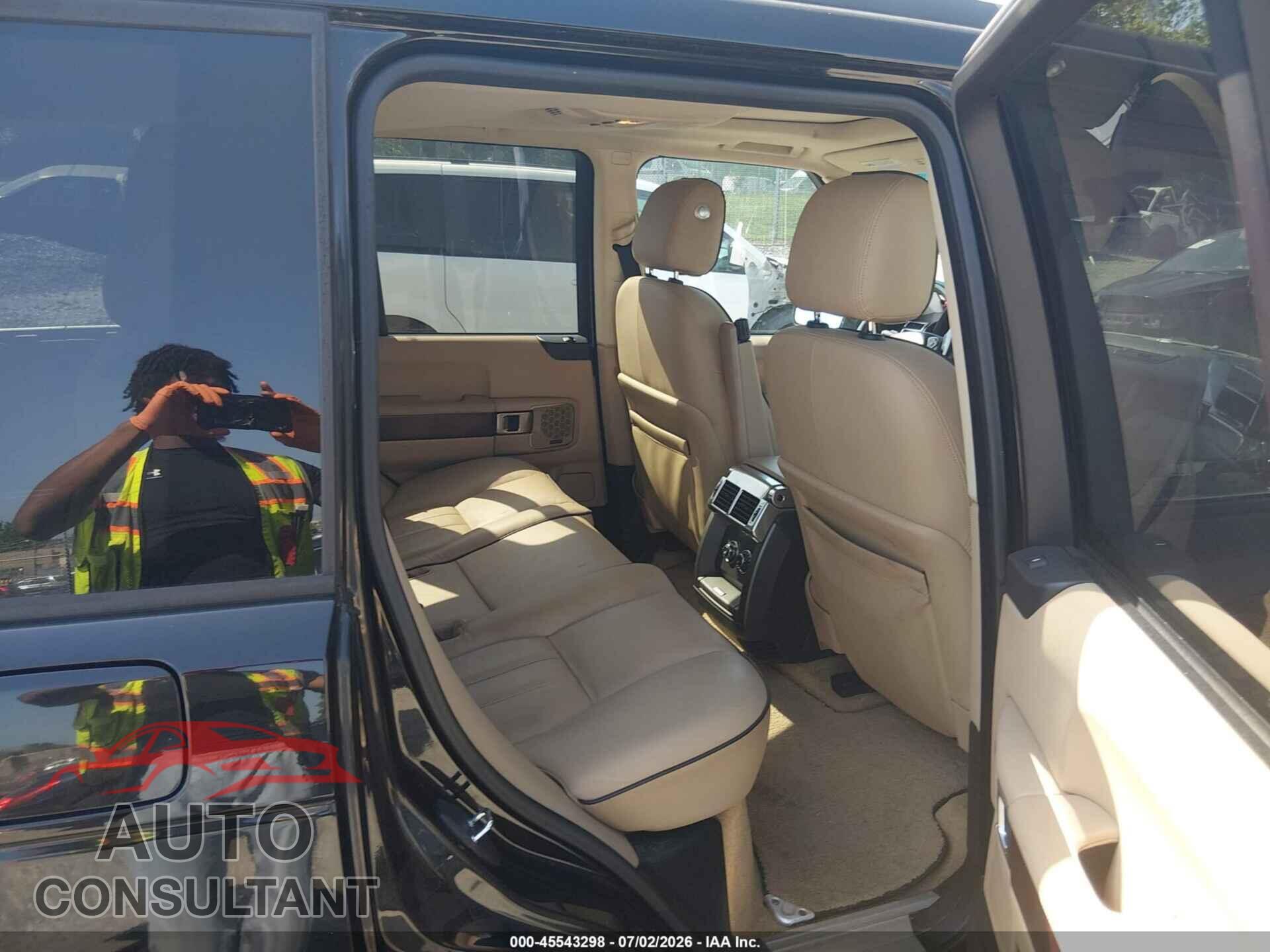 LAND ROVER RANGE ROVER 2010 - SALME1D43AA320701