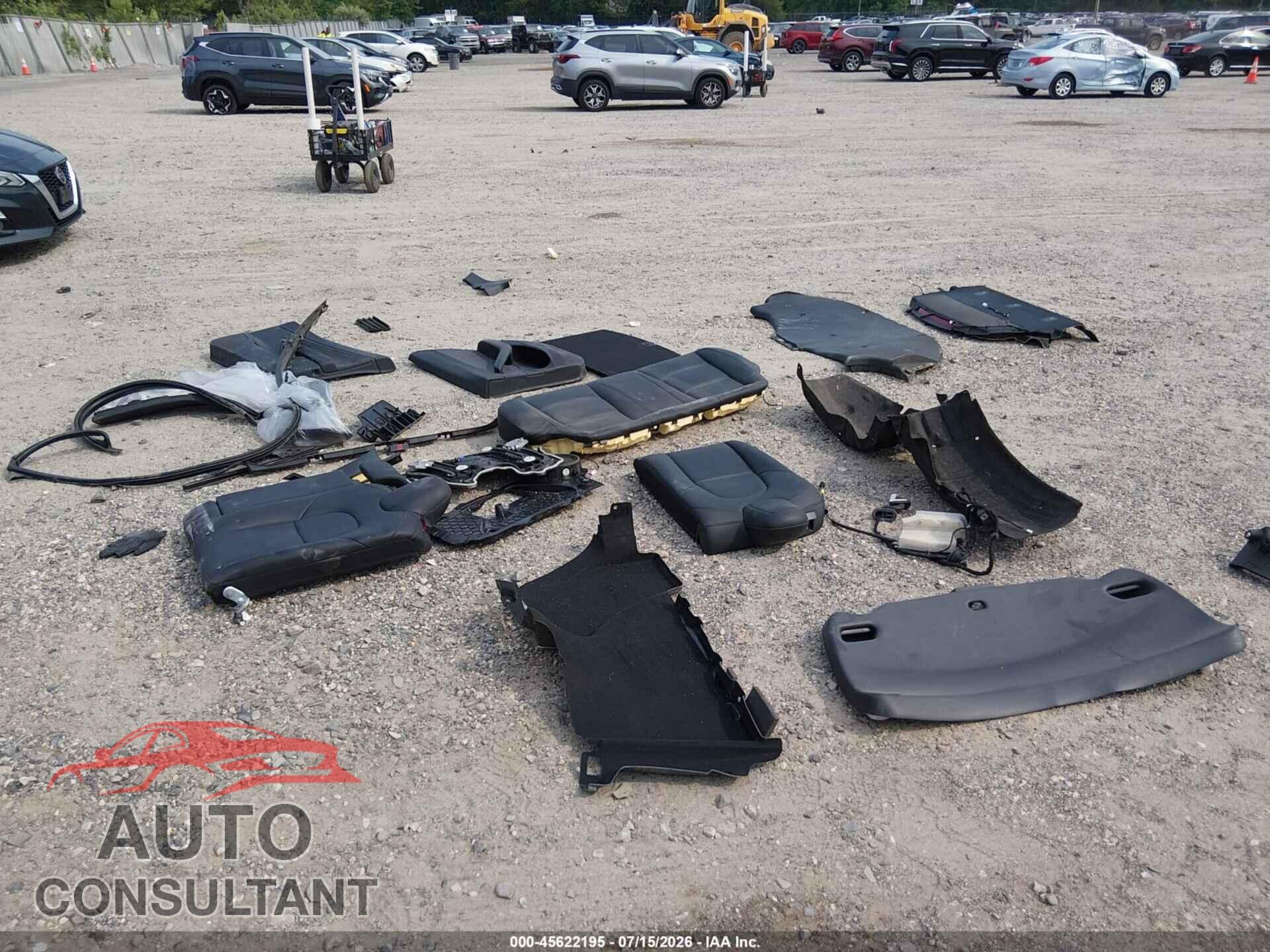 TESLA MODEL 3 2018 - 5YJ3E1EB5JF133600