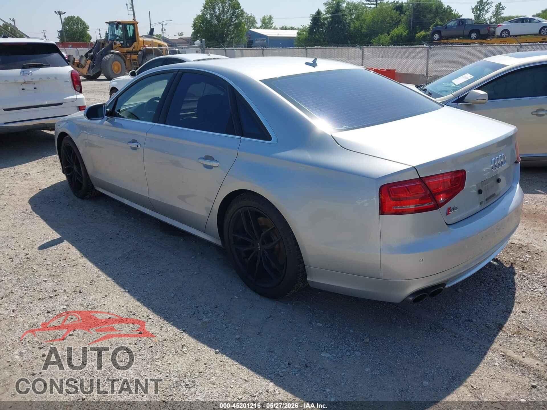 AUDI S8 2013 - WAUD2AFD2DN009154
