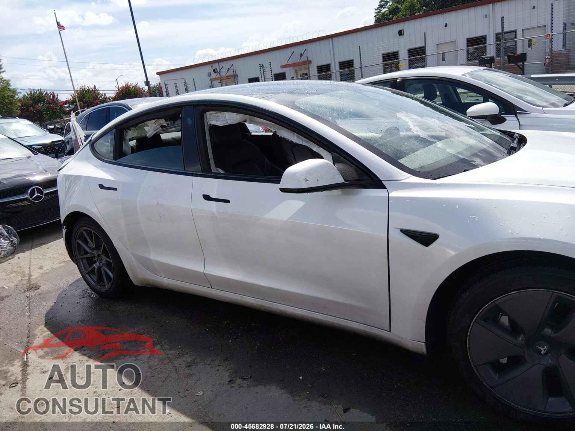 TESLA MODEL 3 2022 - 5YJ3E1EA1NF320264