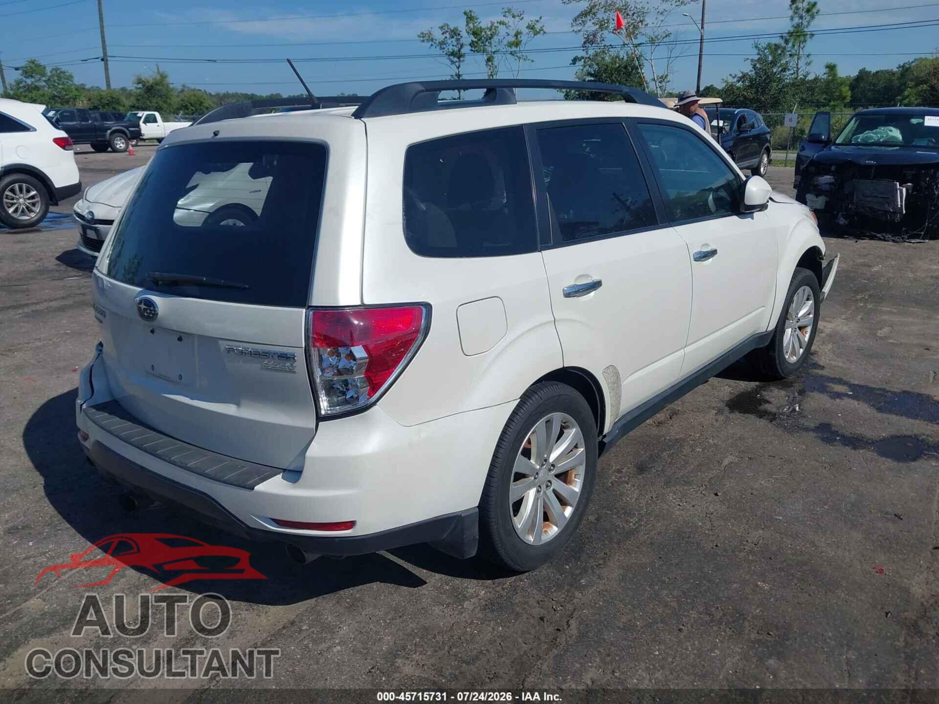 SUBARU FORESTER 2013 - JF2SHAEC8DH438218