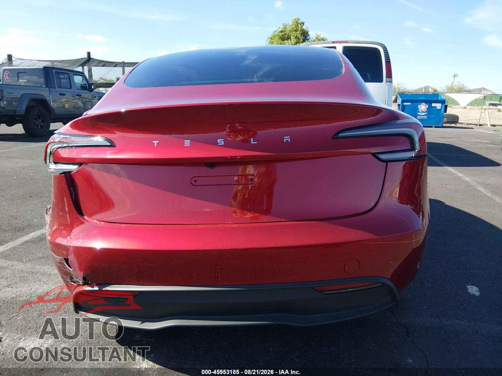 TESLA MODEL 3 2024 - 5YJ3E1EA4RF738193