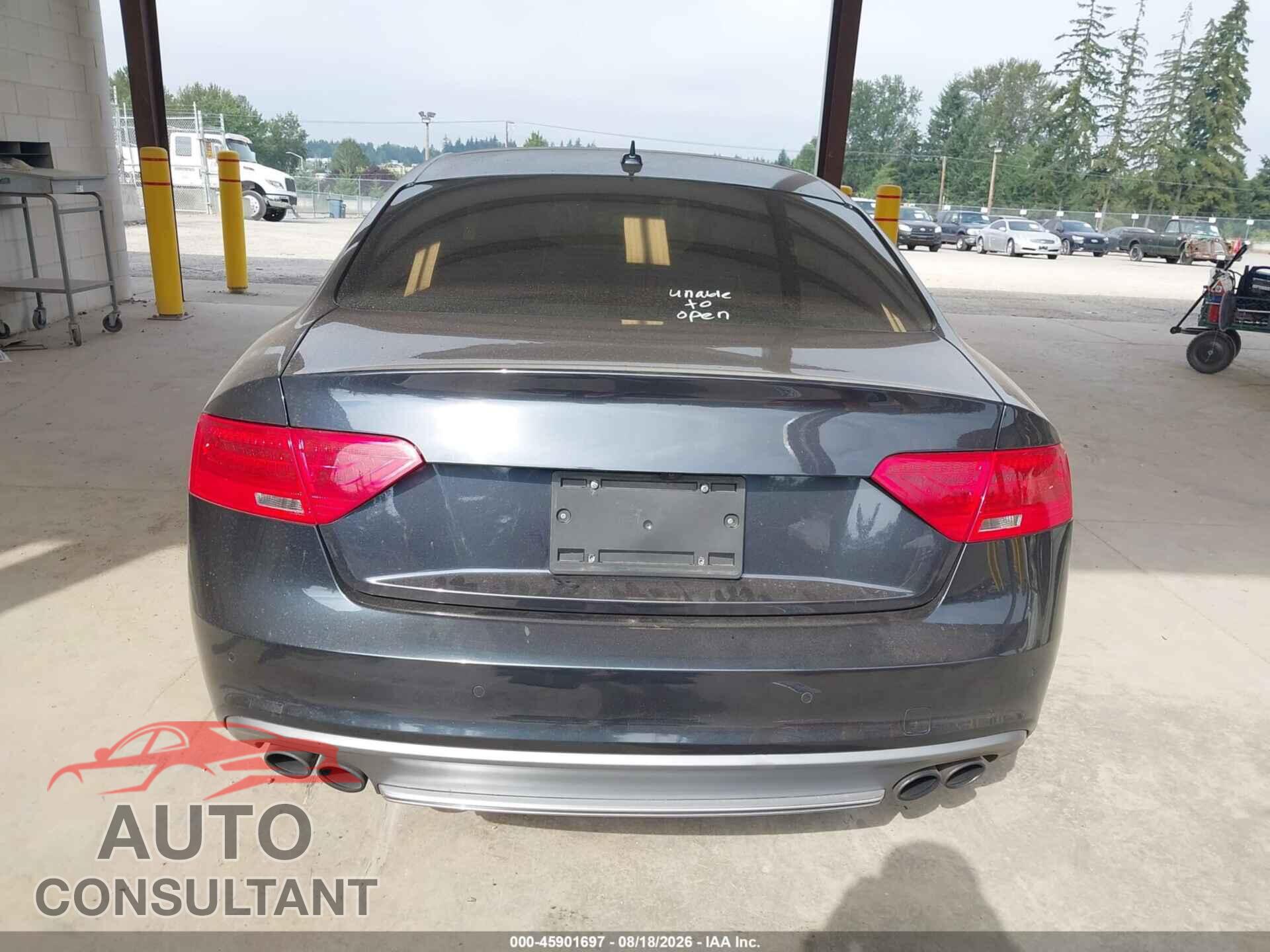 AUDI S5 2014 - WAUCGAFR8EA015302