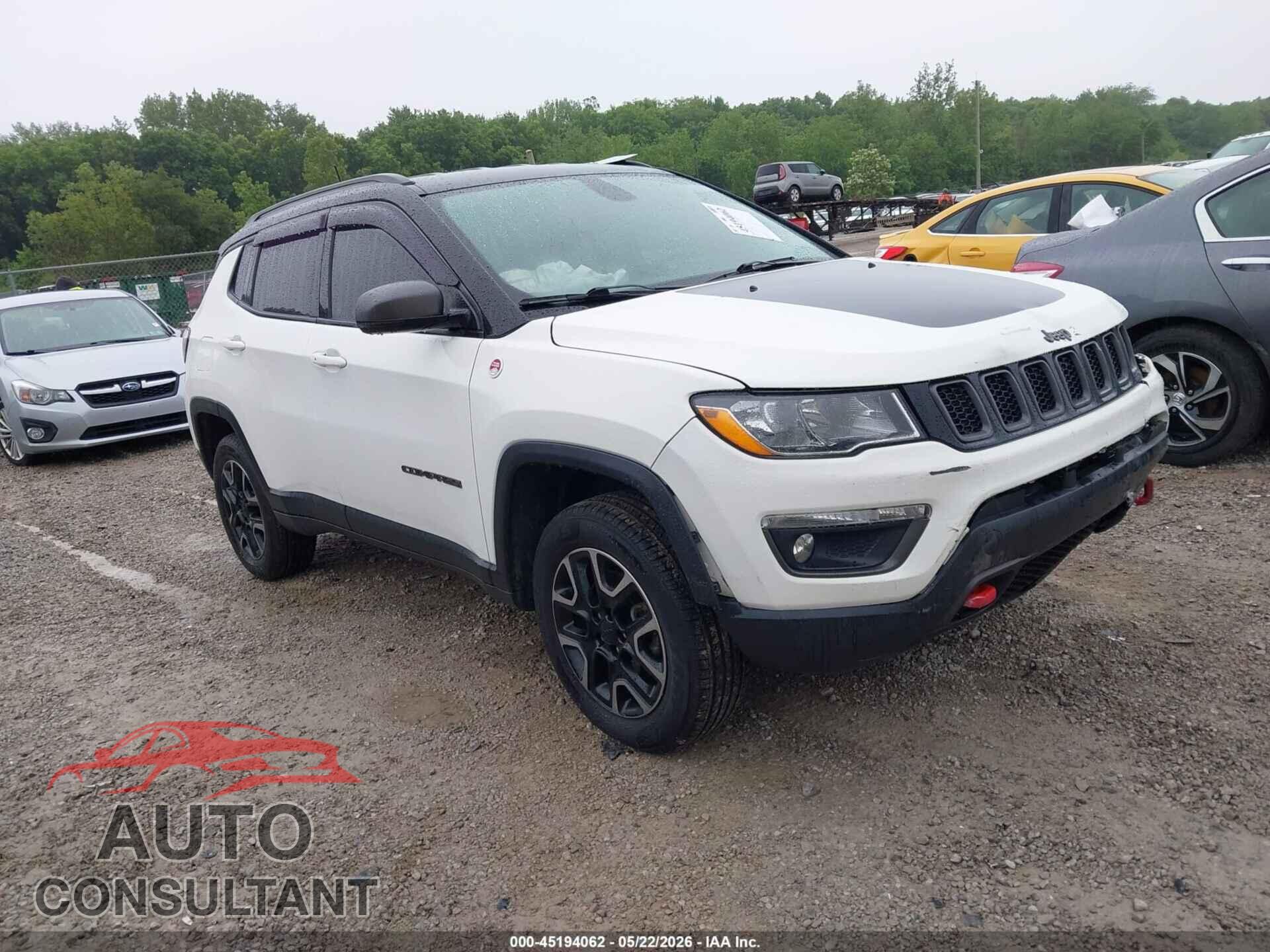 JEEP COMPASS 2019 - 3C4NJDDB7KT759806