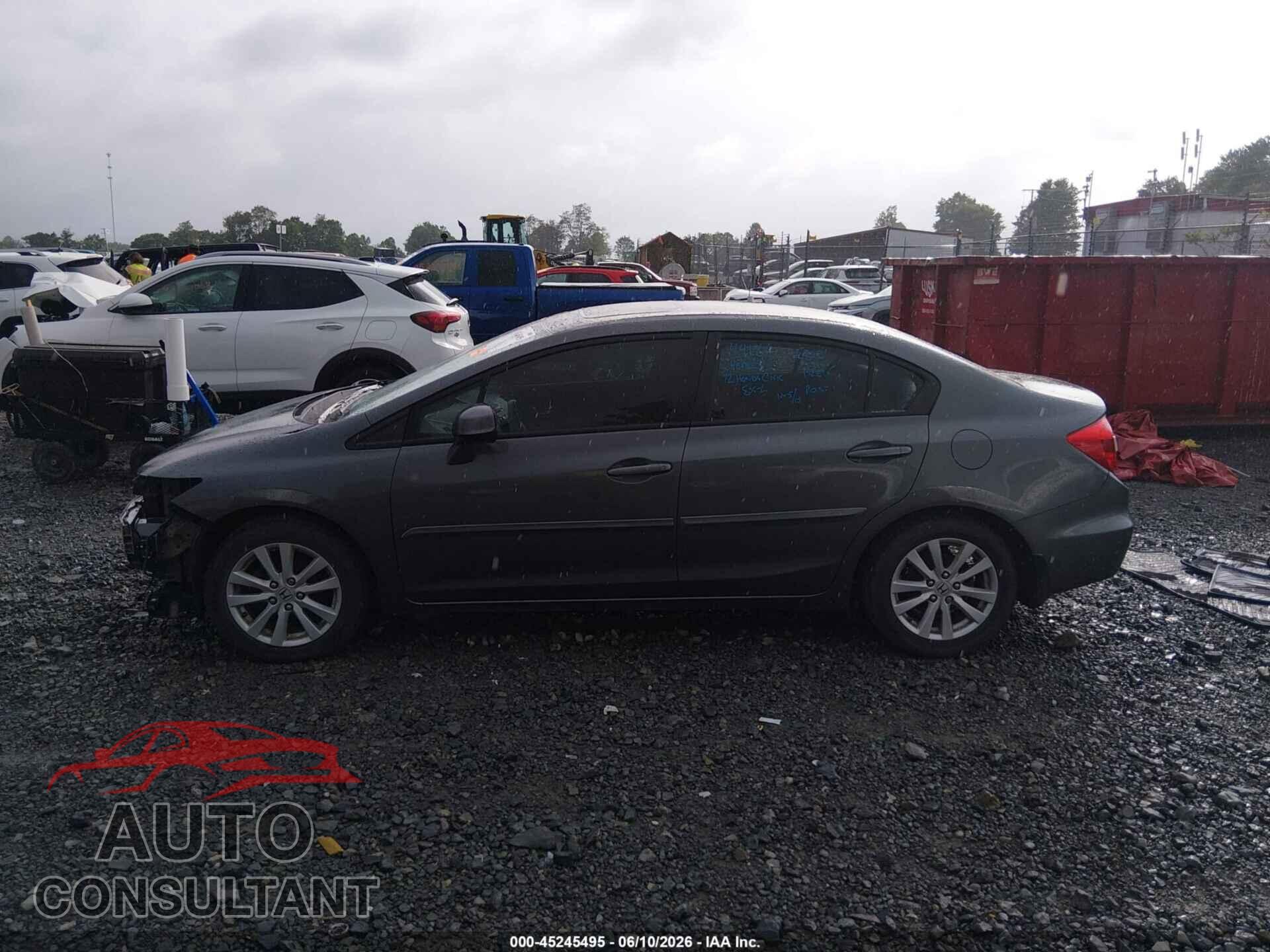 HONDA CIVIC 2012 - 2HGFB2F97CH523779
