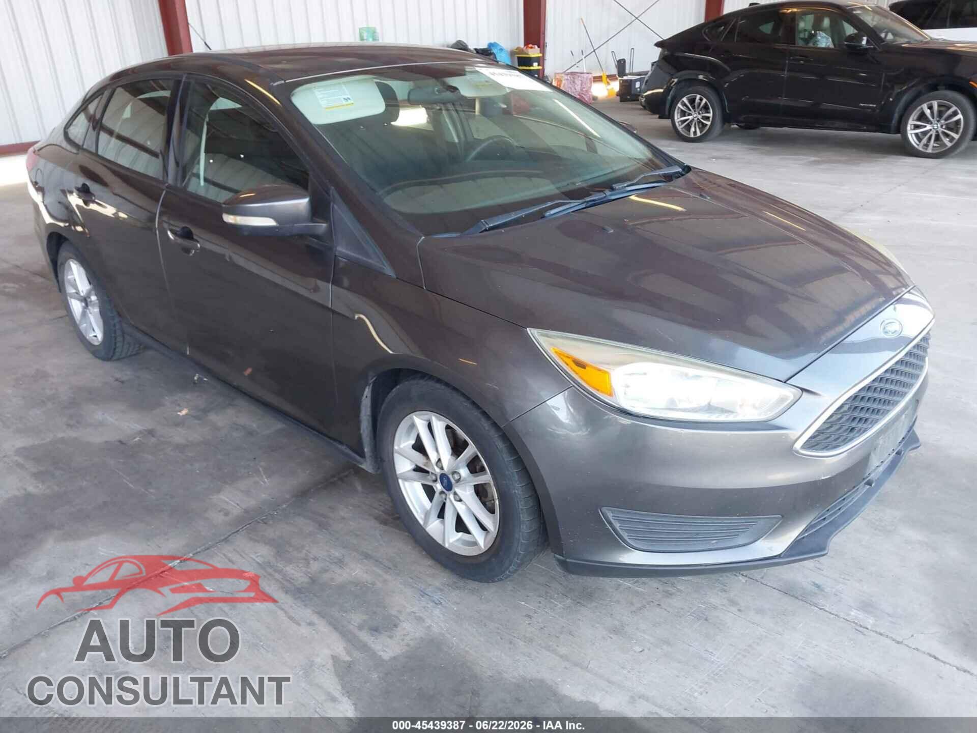 FORD FOCUS 2015 - 1FADP3F22FL205579