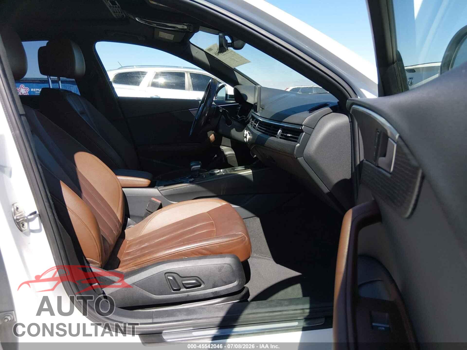 AUDI A4 2019 - WAUGMAF40KN006967