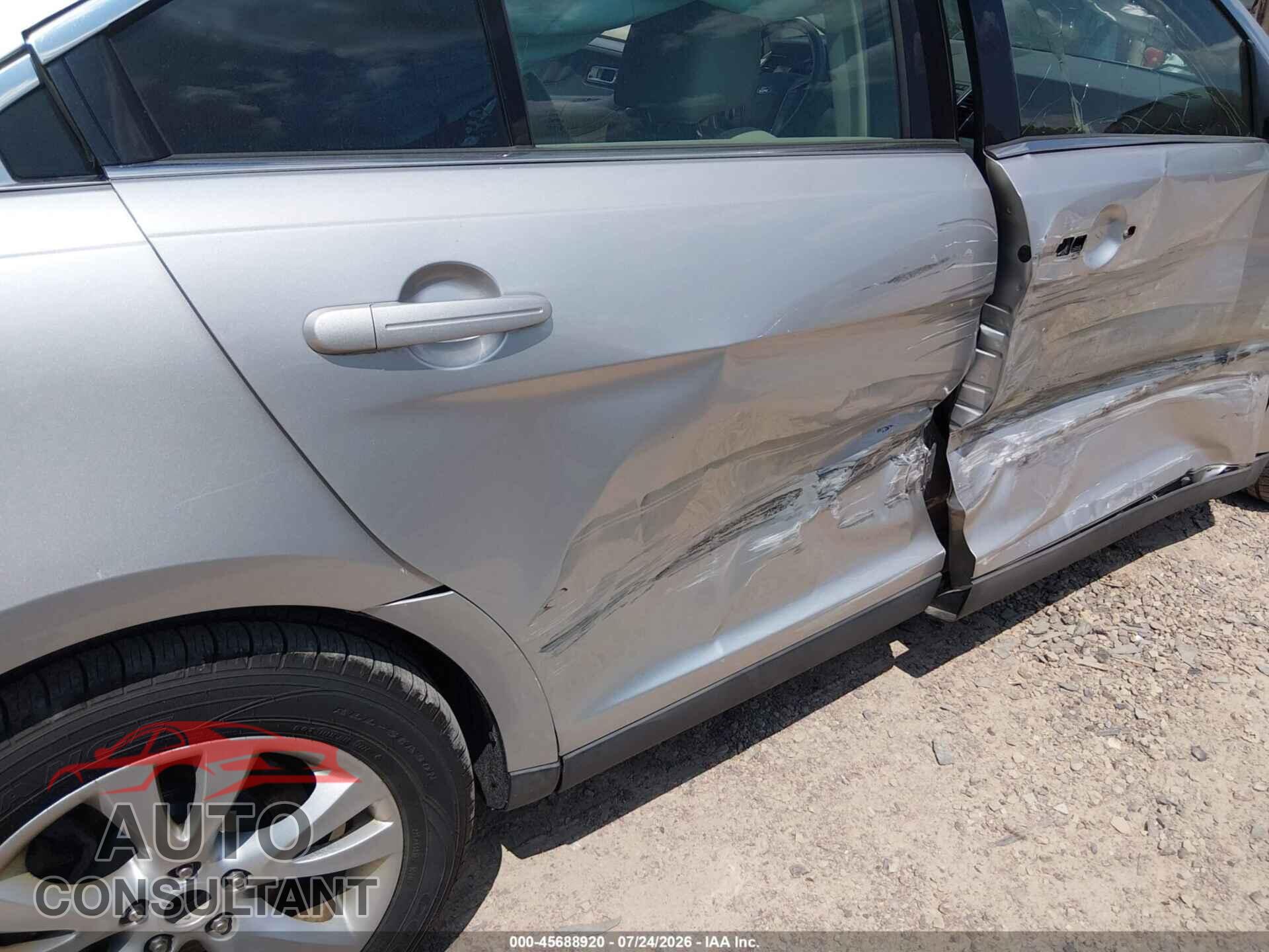FORD TAURUS 2011 - 1FAHP2HW1BG144871