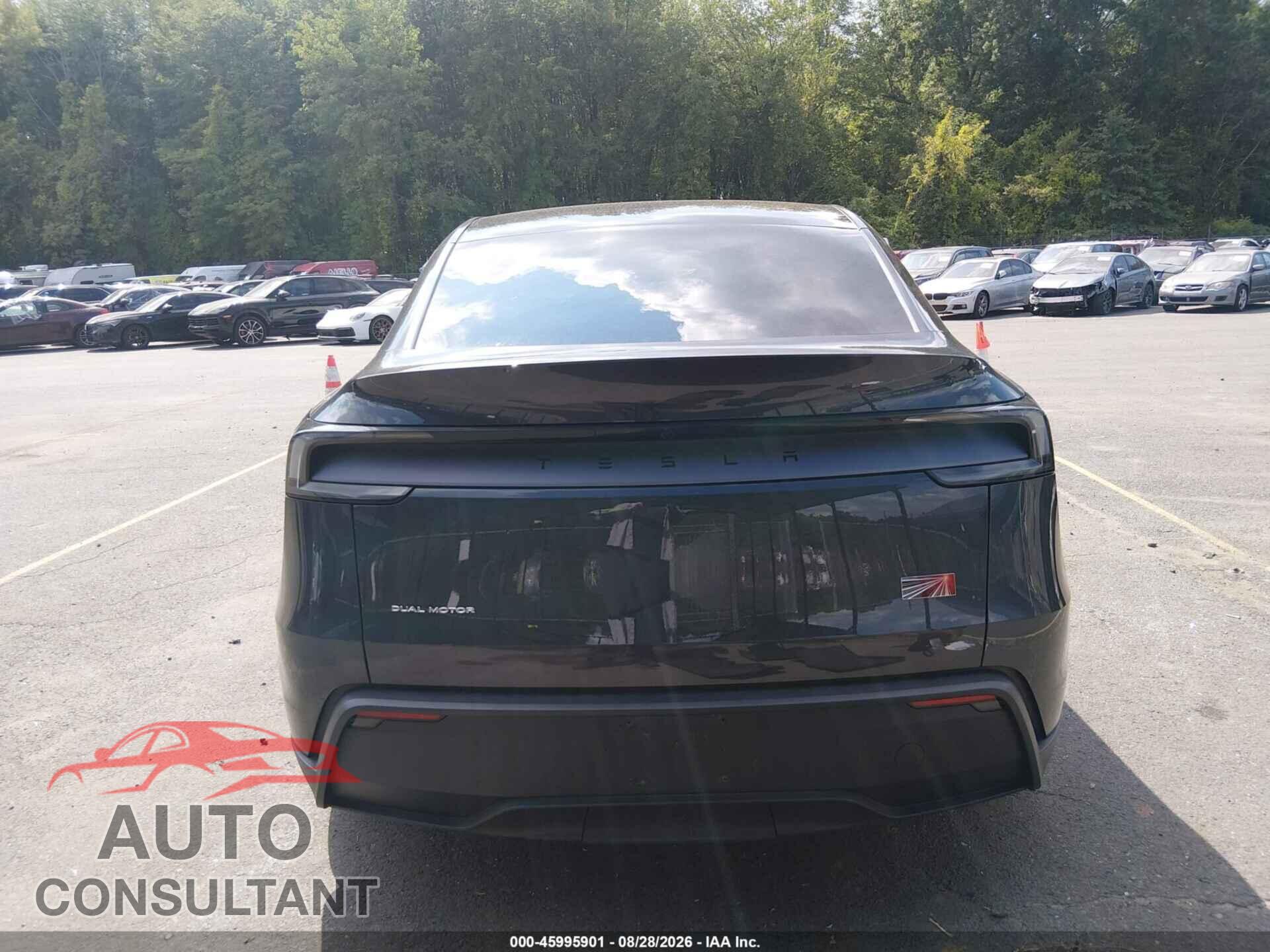 TESLA MODEL Y 2026 - 7SAYGDEE5TF330686