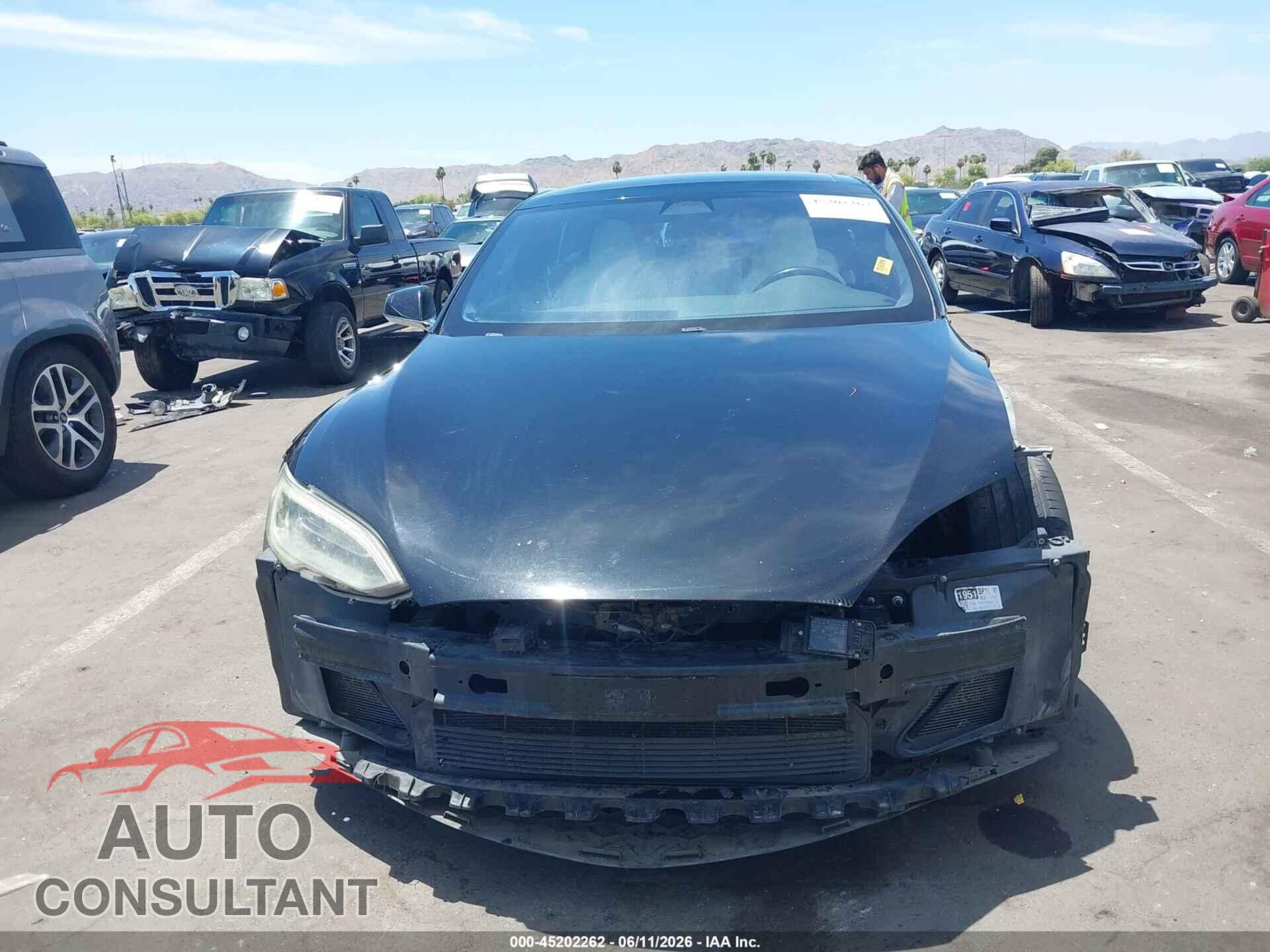 TESLA MODEL S 2018 - 5YJSA1E25JF248382