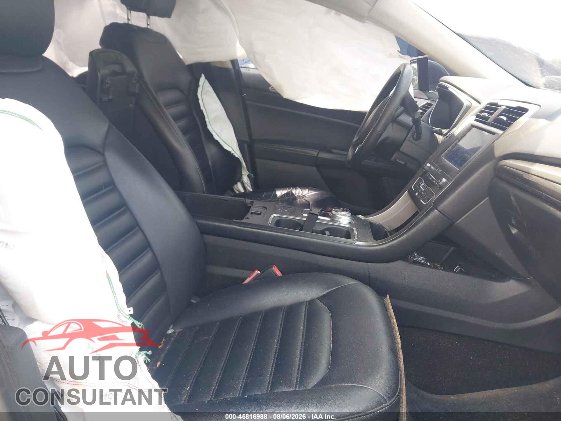FORD FUSION 2020 - 3FA6P0CD8LR131210