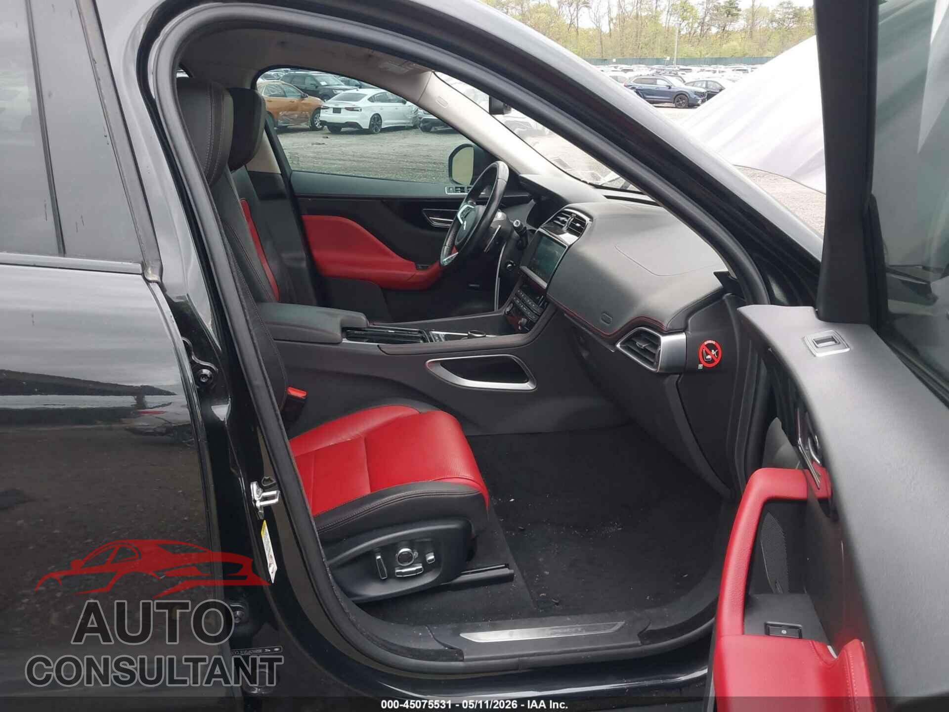JAGUAR F-PACE 2018 - SADCL2EV0JA244896
