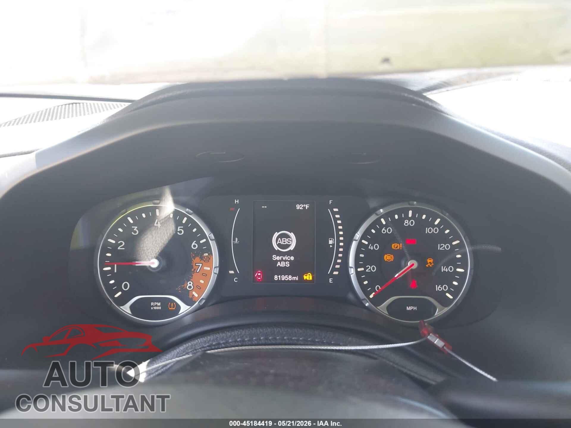 JEEP RENEGADE 2015 - ZACCJBBH2FPC23040