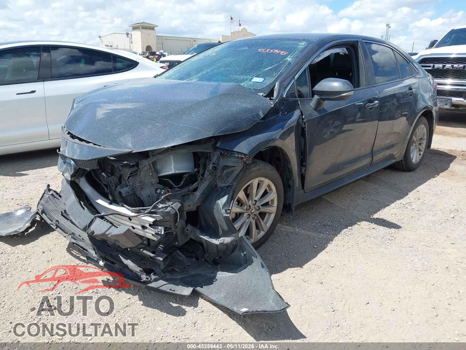 TOYOTA COROLLA 2024 - JTDBCMFE8R3033155
