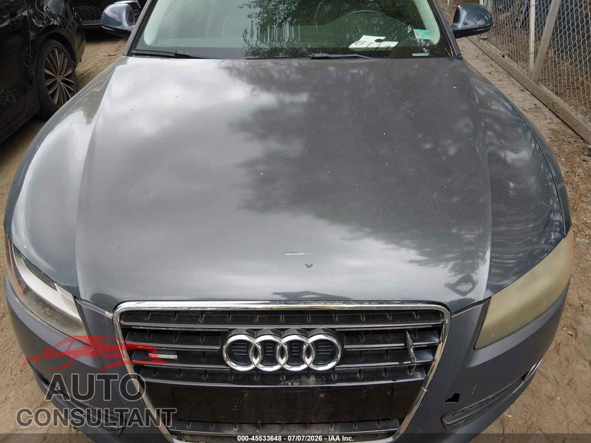 AUDI A5 2009 - WAUDK78T49A013857