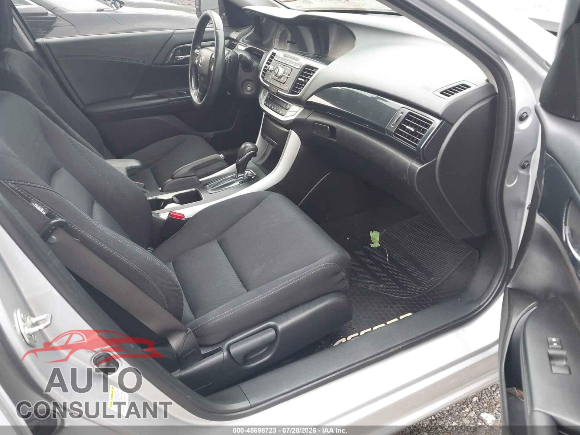 HONDA ACCORD 2013 - 1HGCR2F57DA080237