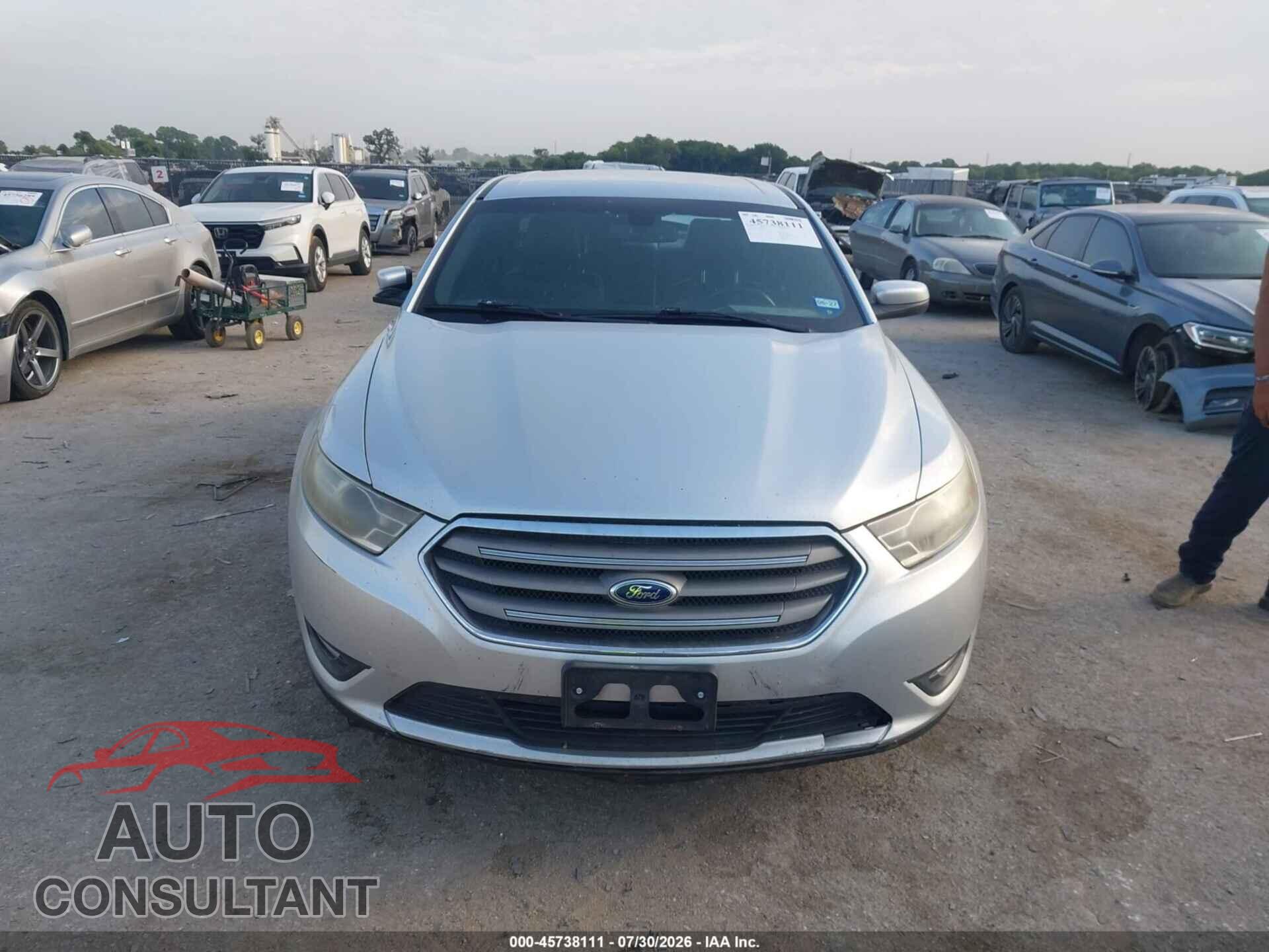 FORD TAURUS 2014 - 1FAHP2E84EG134152