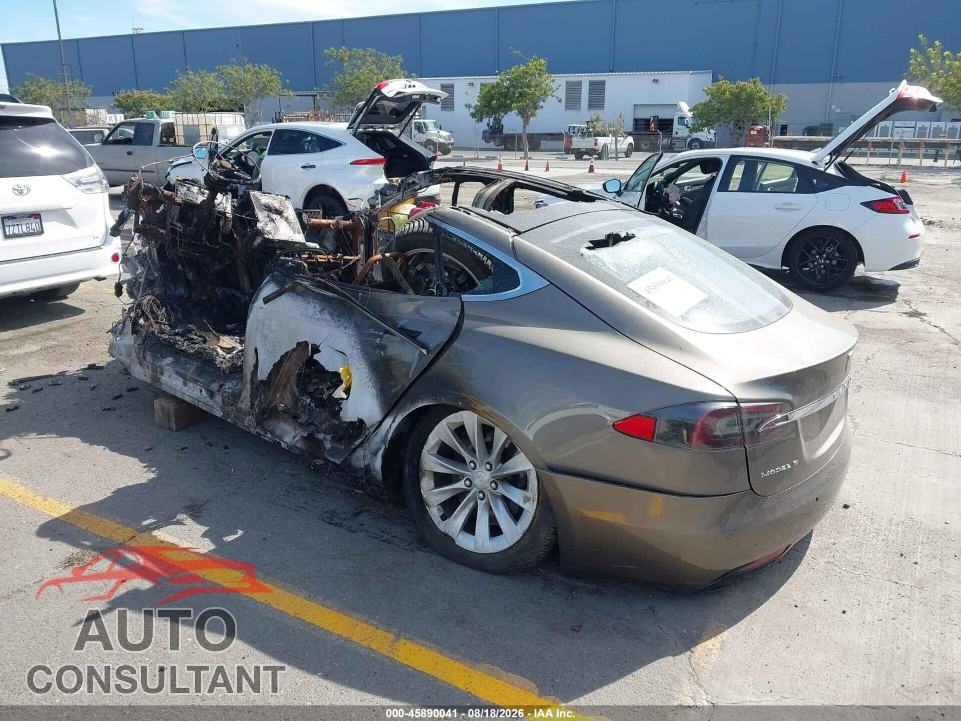 TESLA MODEL S 2016 - 5YJSA1E2XGF150974