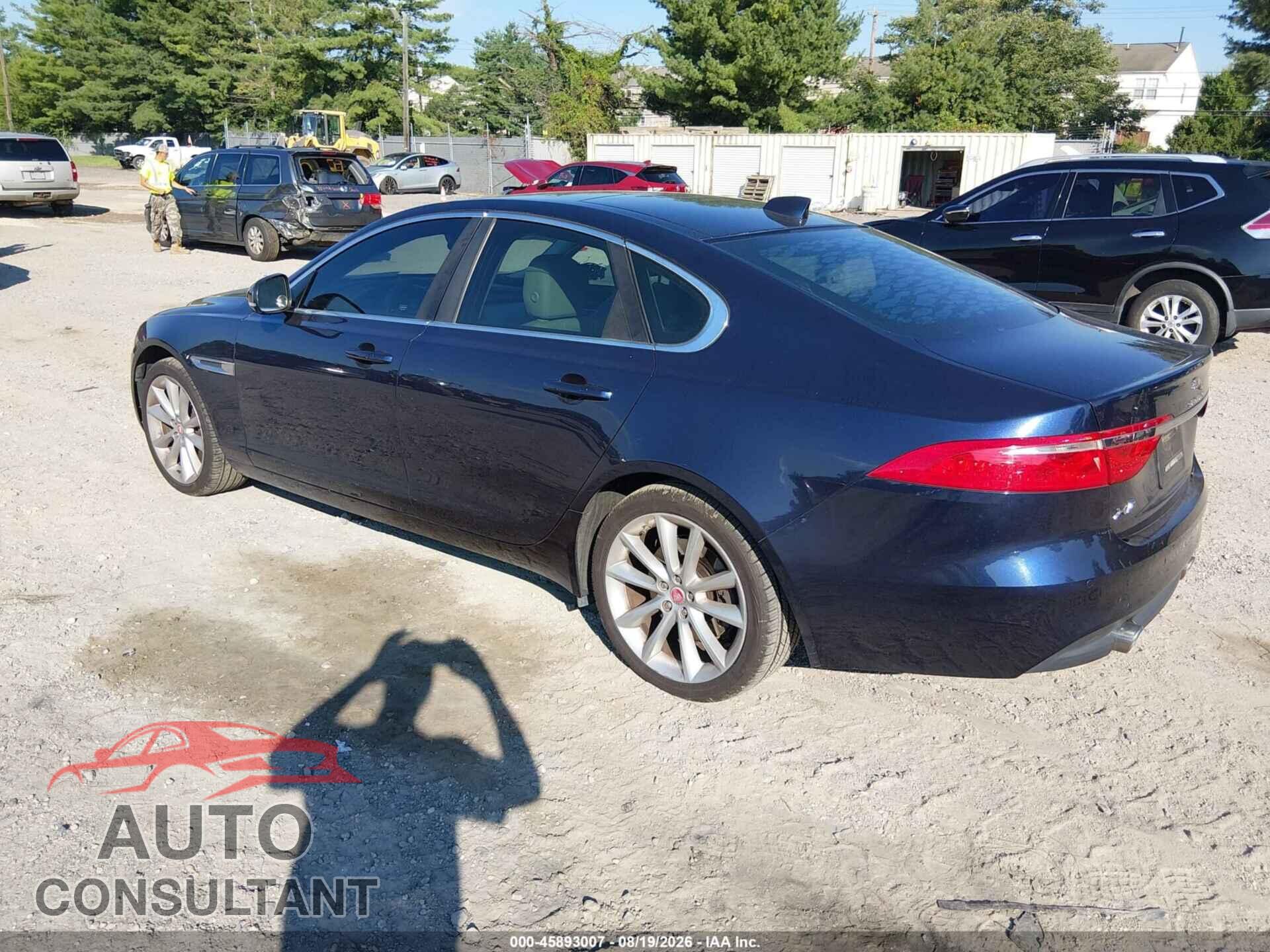 JAGUAR XF 2016 - SAJBE4BV9GCY08075