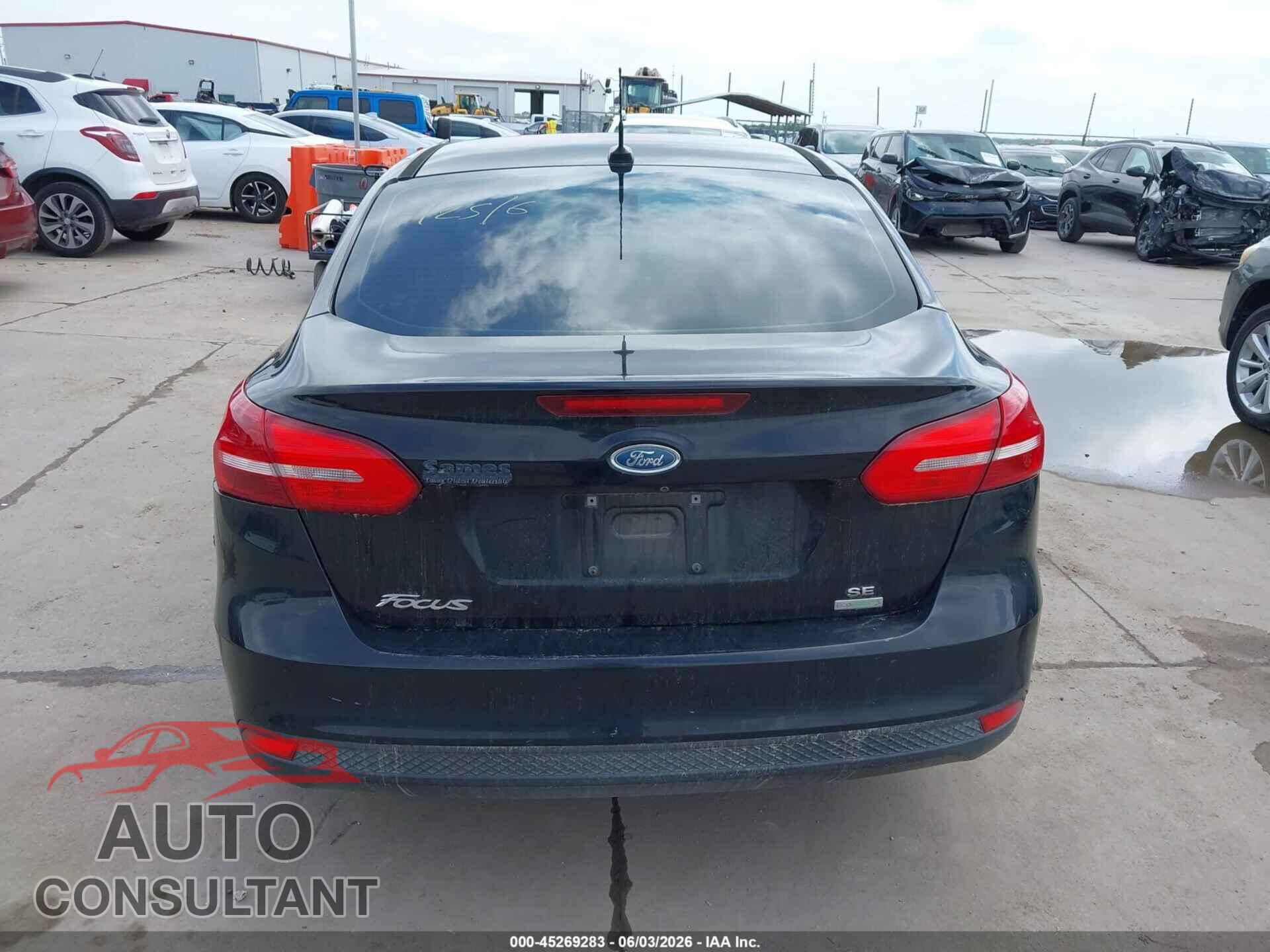 FORD FOCUS 2018 - 1FADP3FE0JL229804