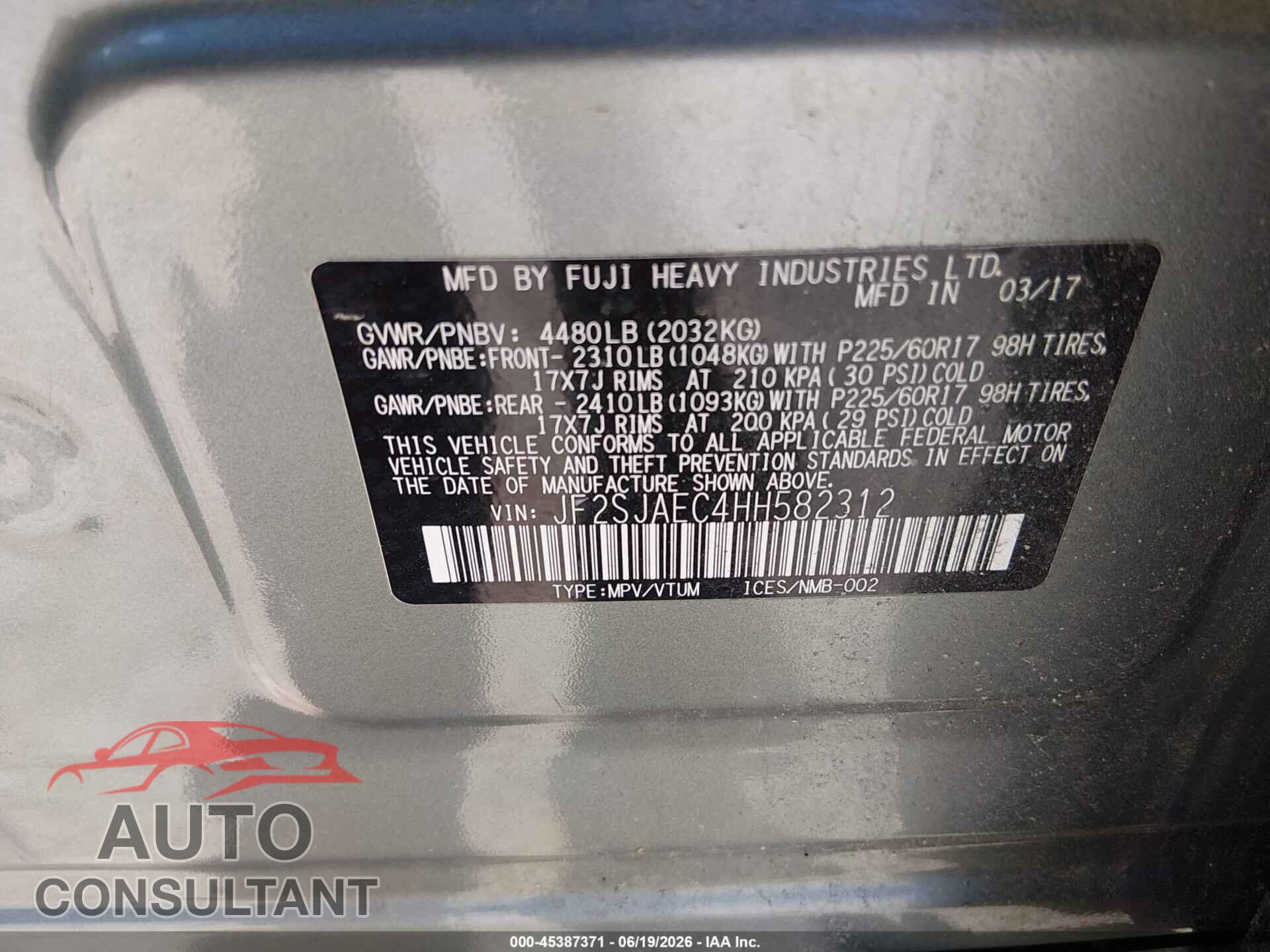 SUBARU FORESTER 2017 - JF2SJAEC4HH582312