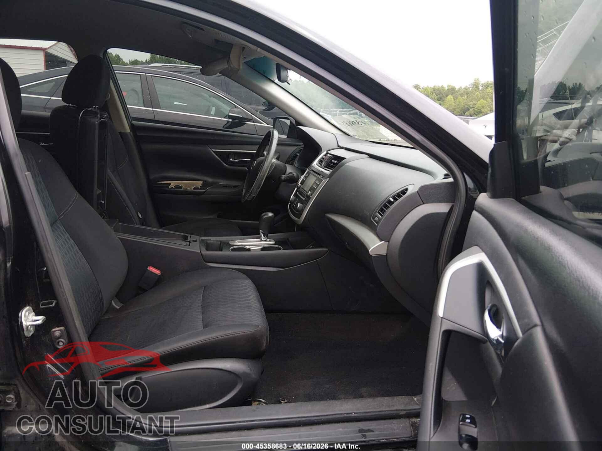 NISSAN ALTIMA 2017 - 1N4AL3AP4HC288288