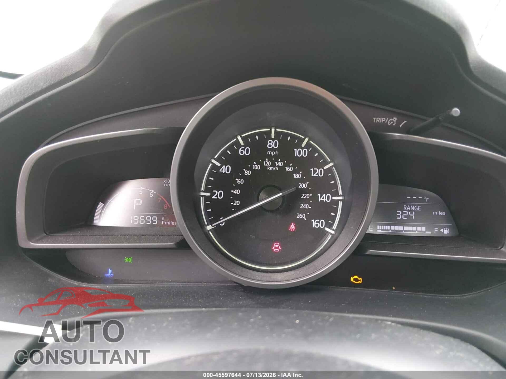 MAZDA MAZDA3 2017 - JM1BN1V71H1118702
