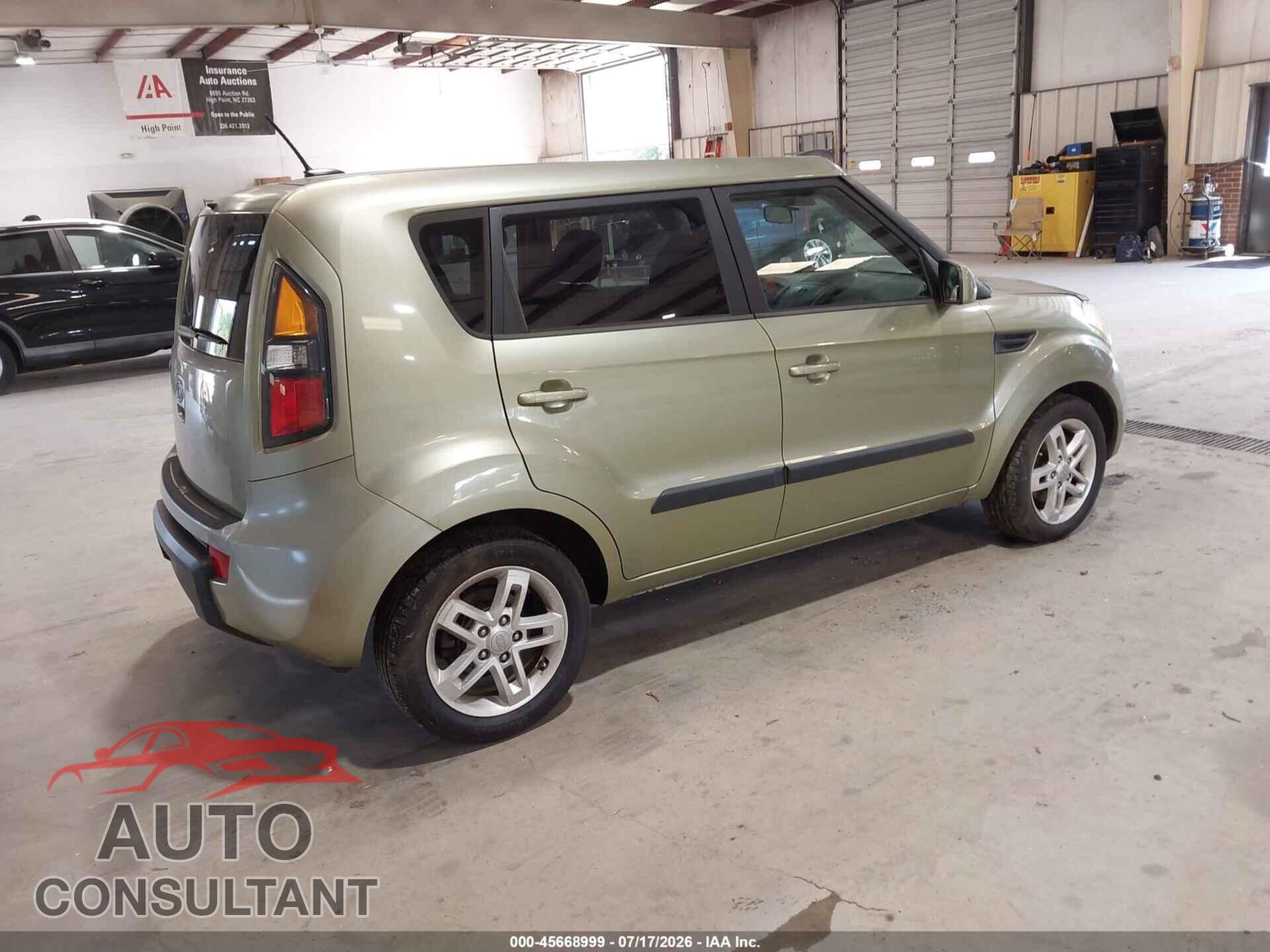 KIA SOUL 2011 - KNDJT2A2XB7233272