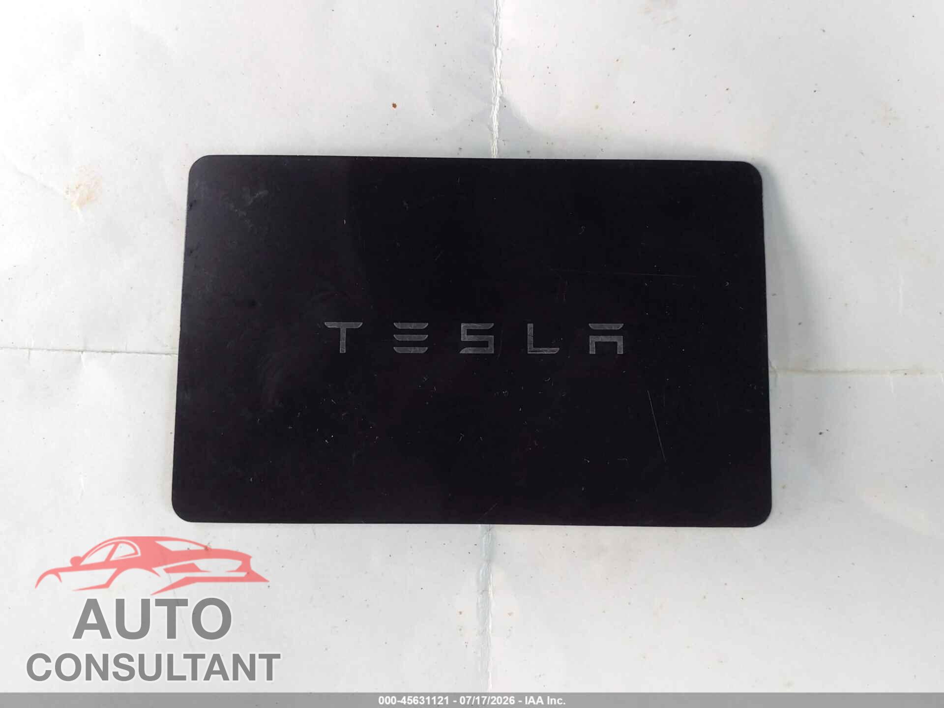 TESLA MODEL Y 2024 - 7SAYGDEE9RA278551