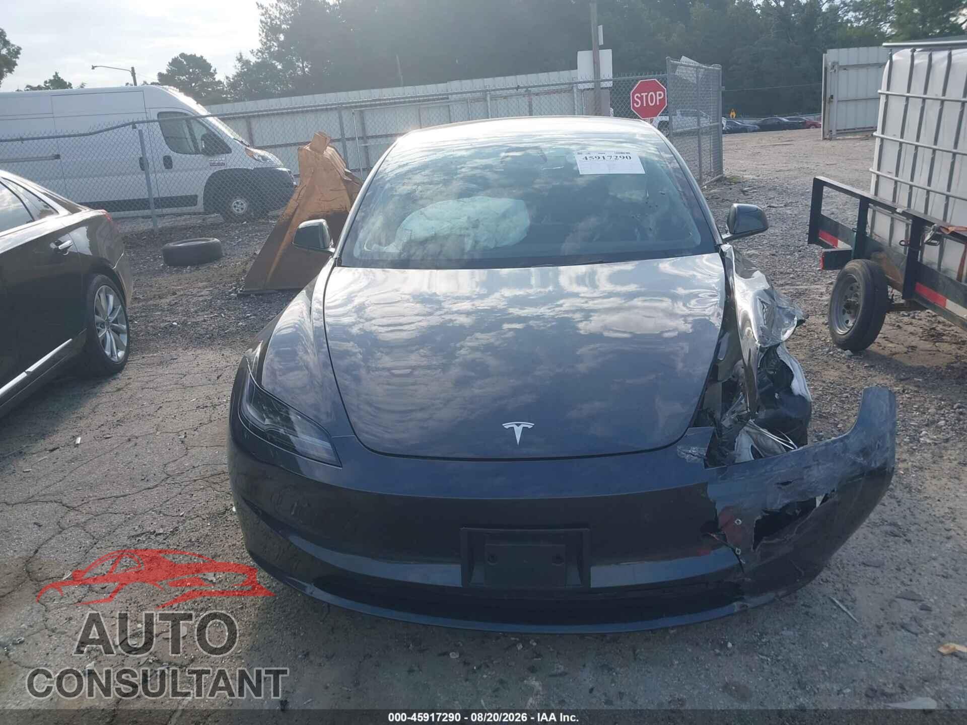 TESLA MODEL 3 2025 - 5YJ3E1EA8SF052020