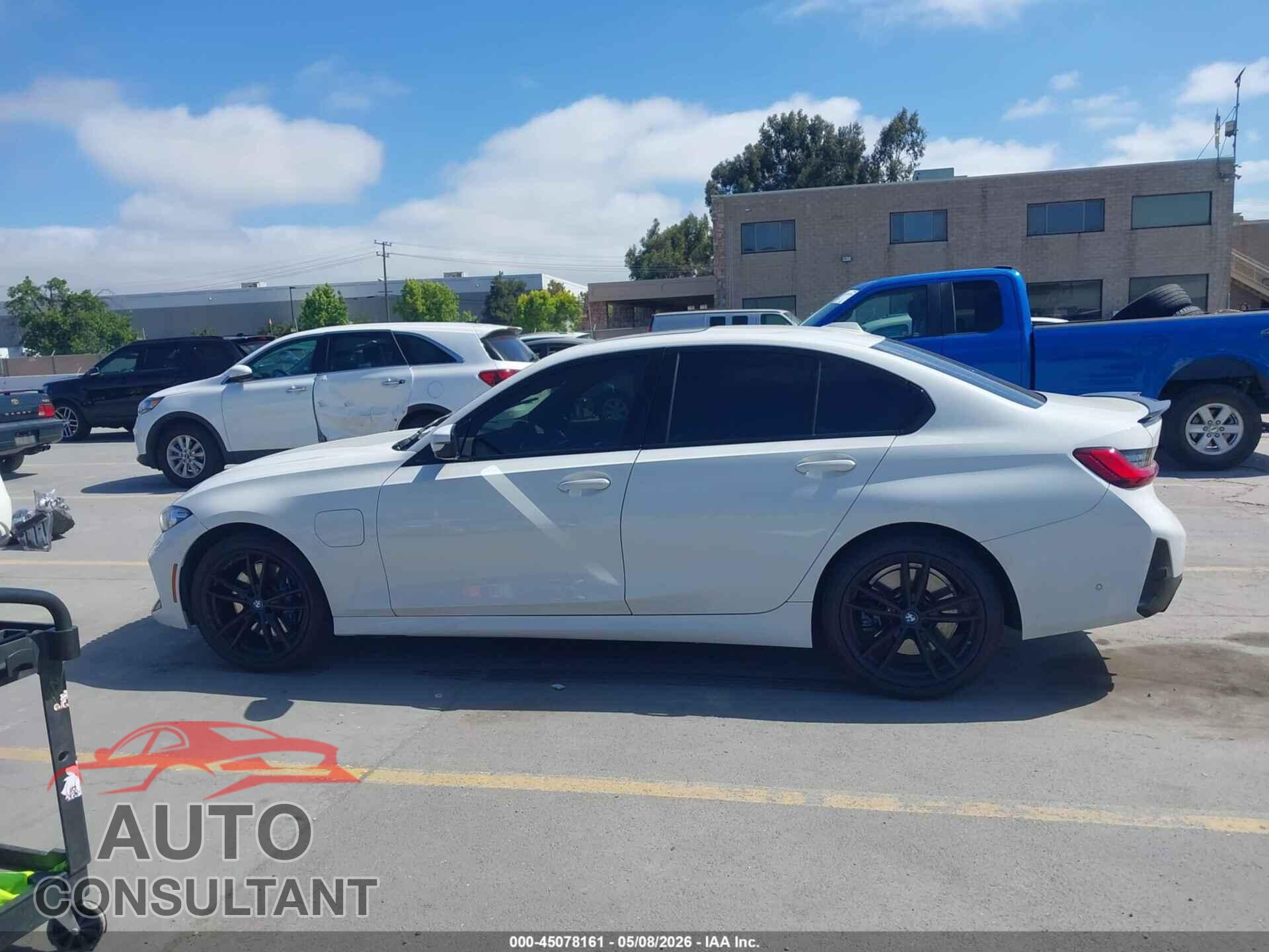 BMW 330E 2023 - 3MW39FF0XP8D20775