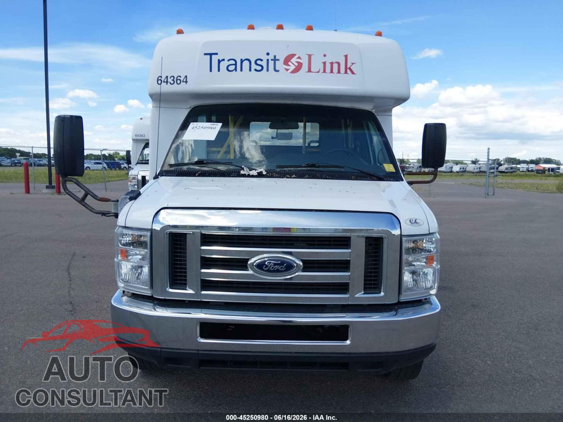 FORD E-450 CUTAWAY 2018 - 1FDFE4FS5JDC17450