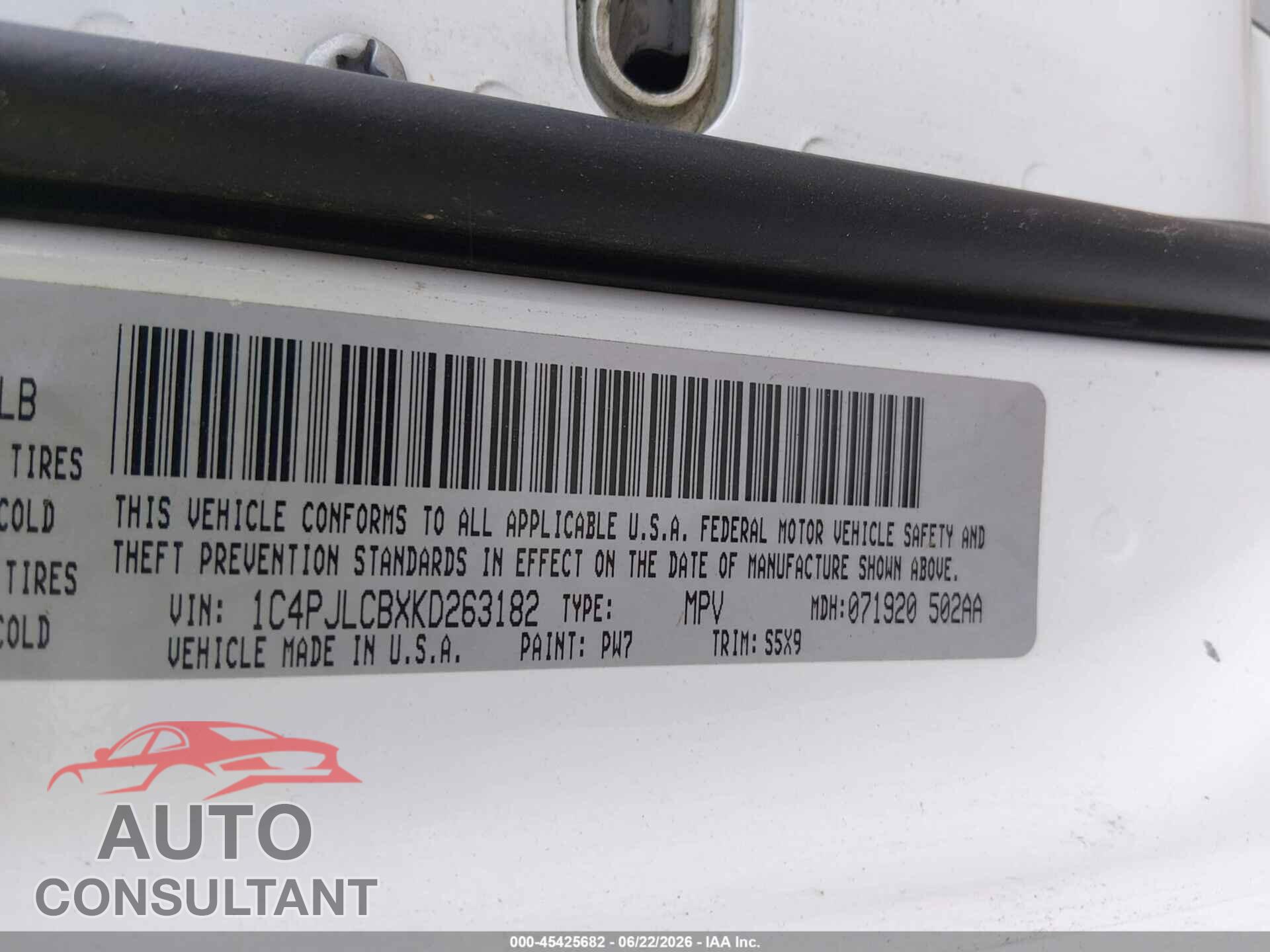 JEEP CHEROKEE 2019 - 1C4PJLCBXKD263182