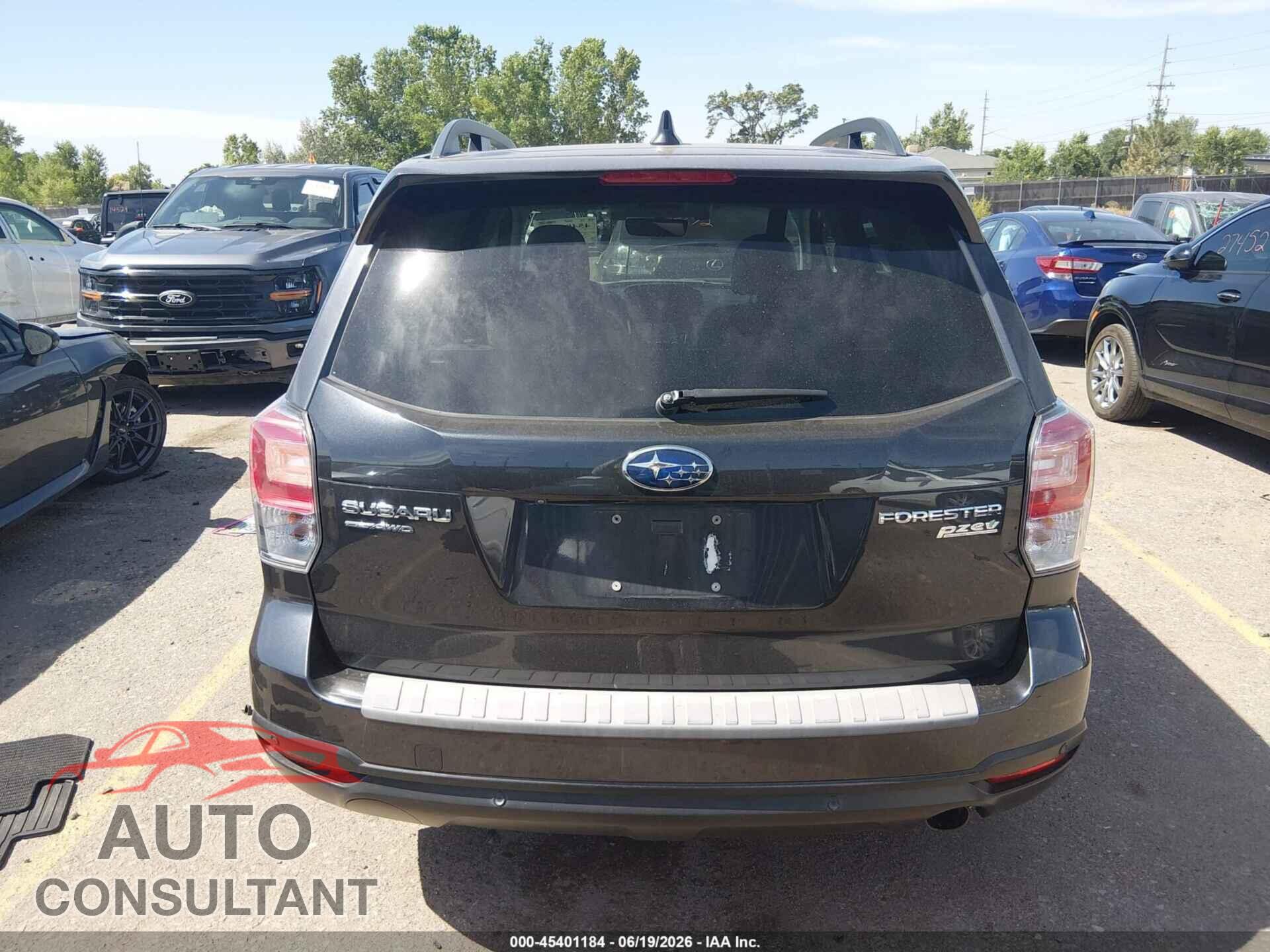 SUBARU FORESTER 2017 - JF2SJARC4HH581171