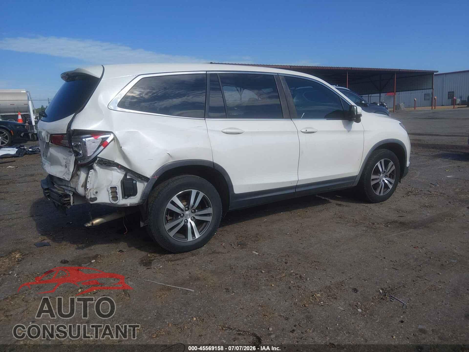 HONDA PILOT 2017 - 5FNYF5H3XHB001845