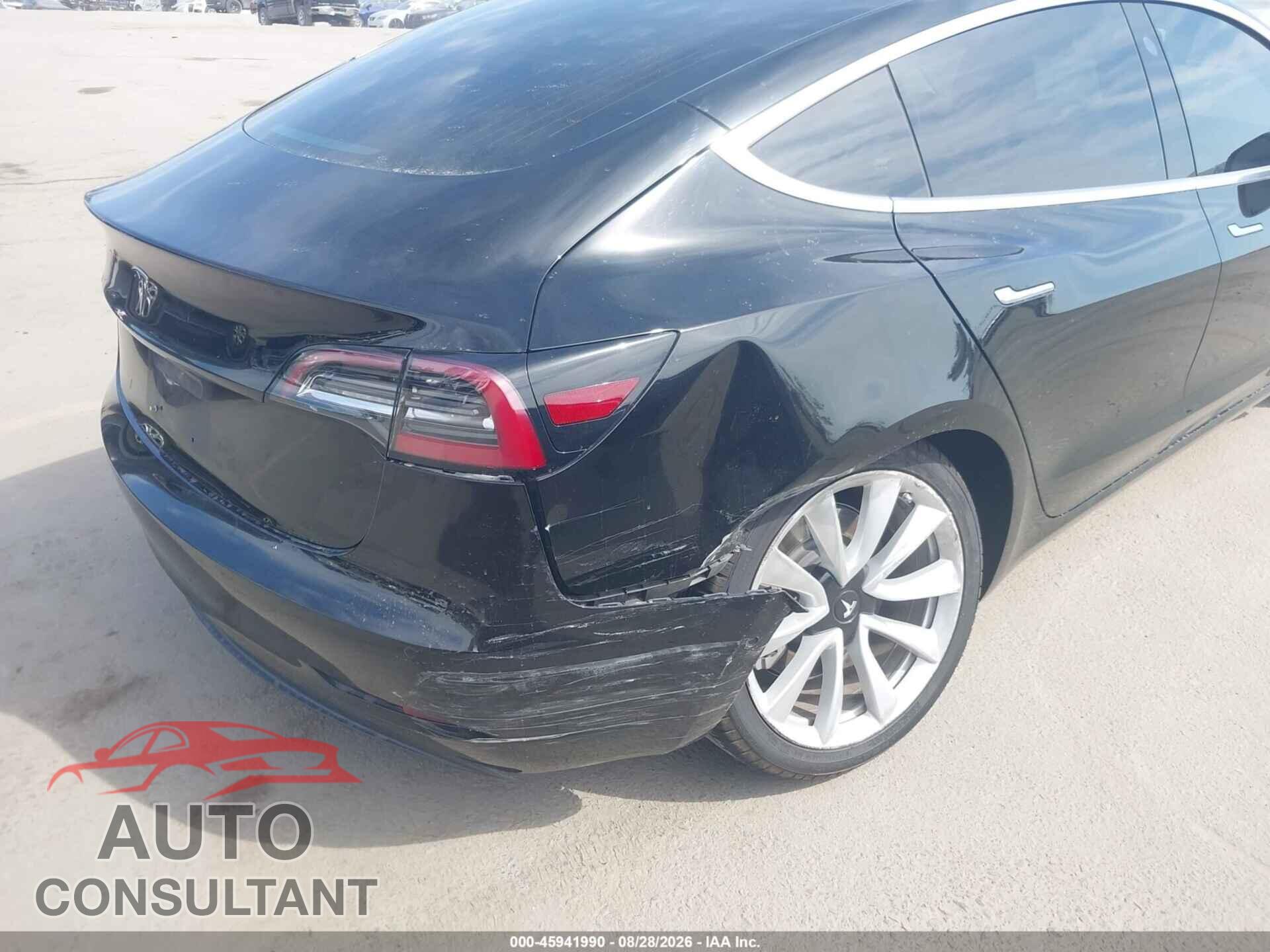 TESLA MODEL 3 2018 - 5YJ3E1EA1JF075850