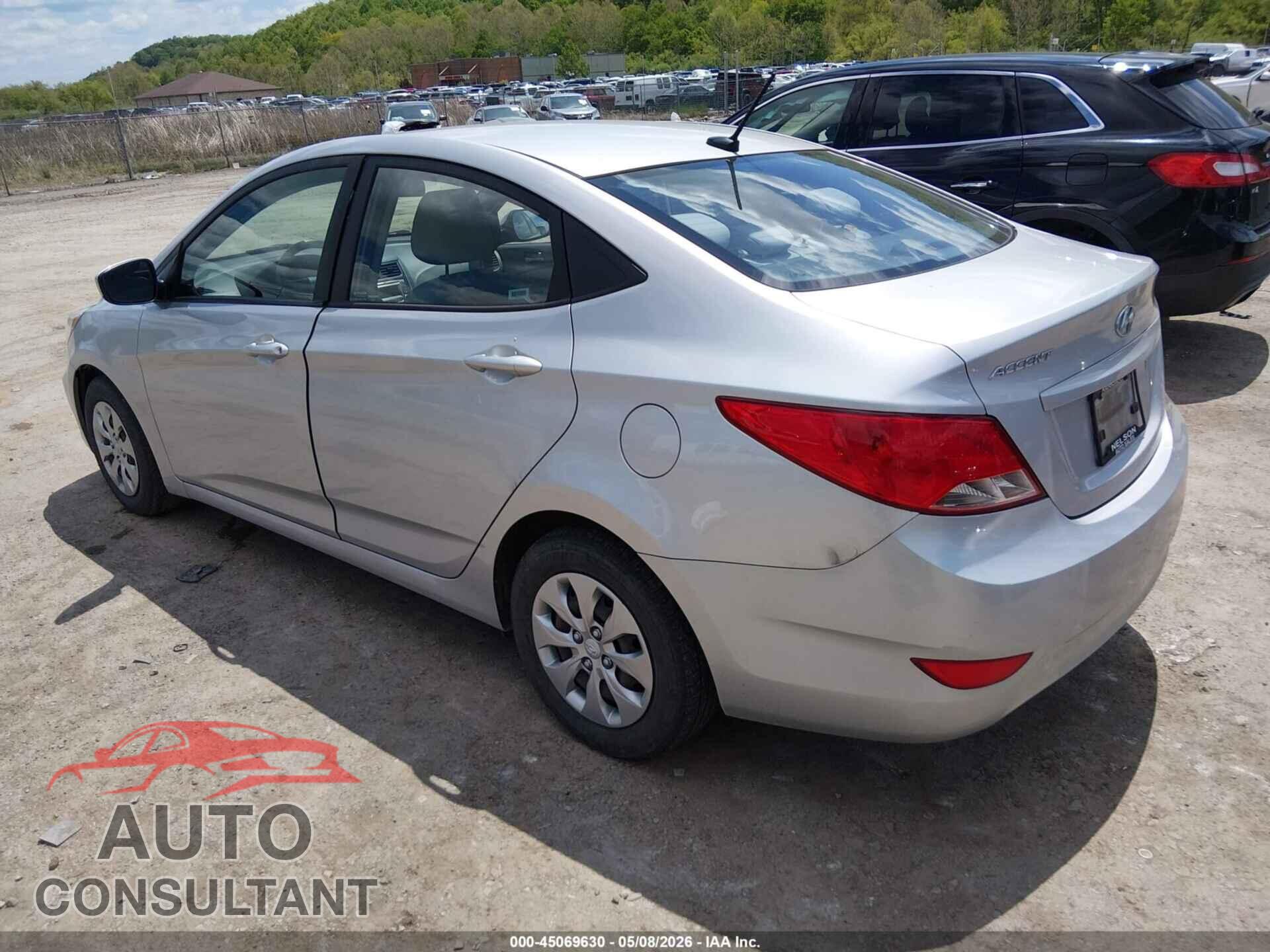 HYUNDAI ACCENT 2017 - KMHCT4AE5HU292122