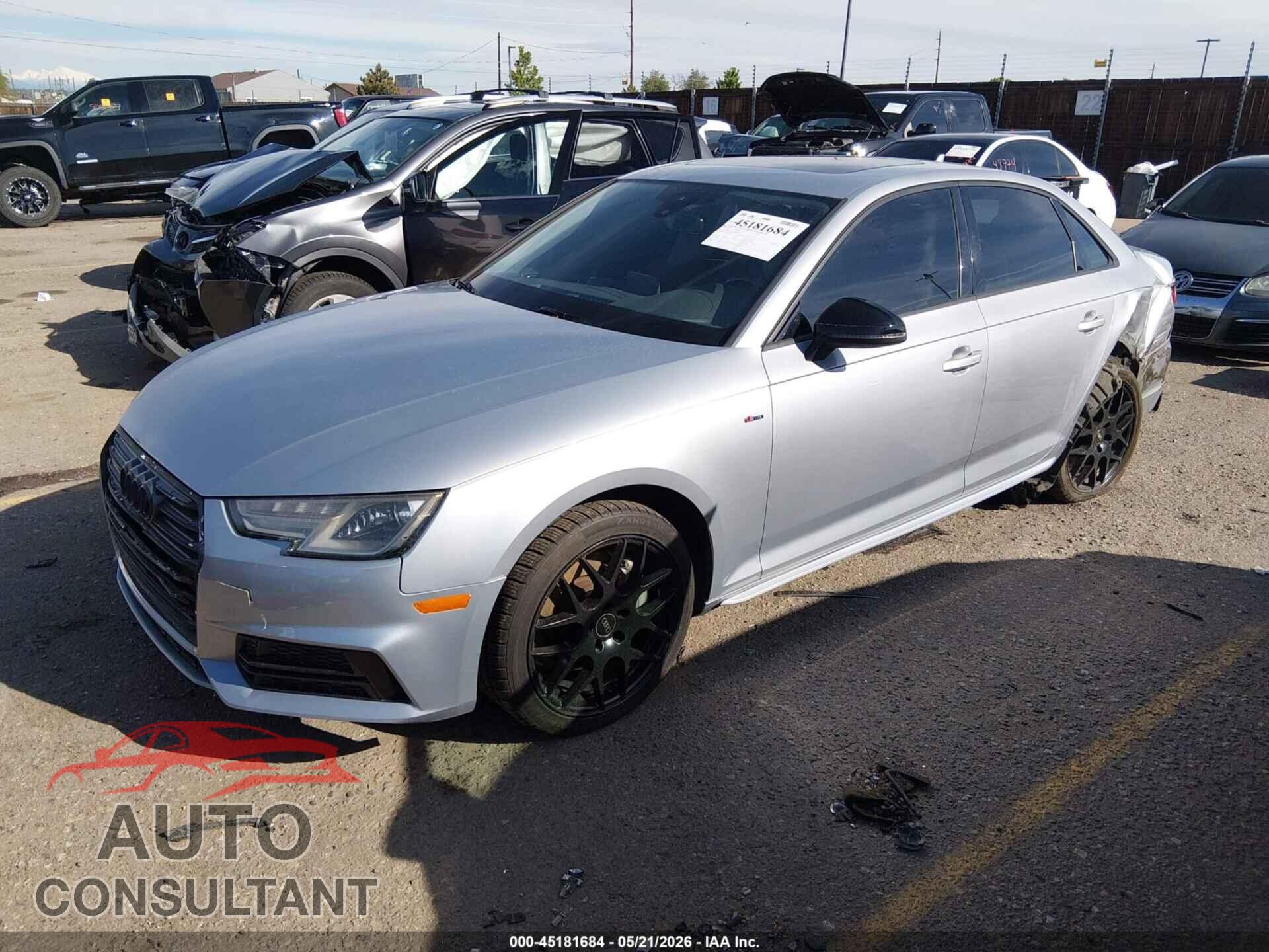 AUDI A4 2018 - WAUDNAF45JA036990