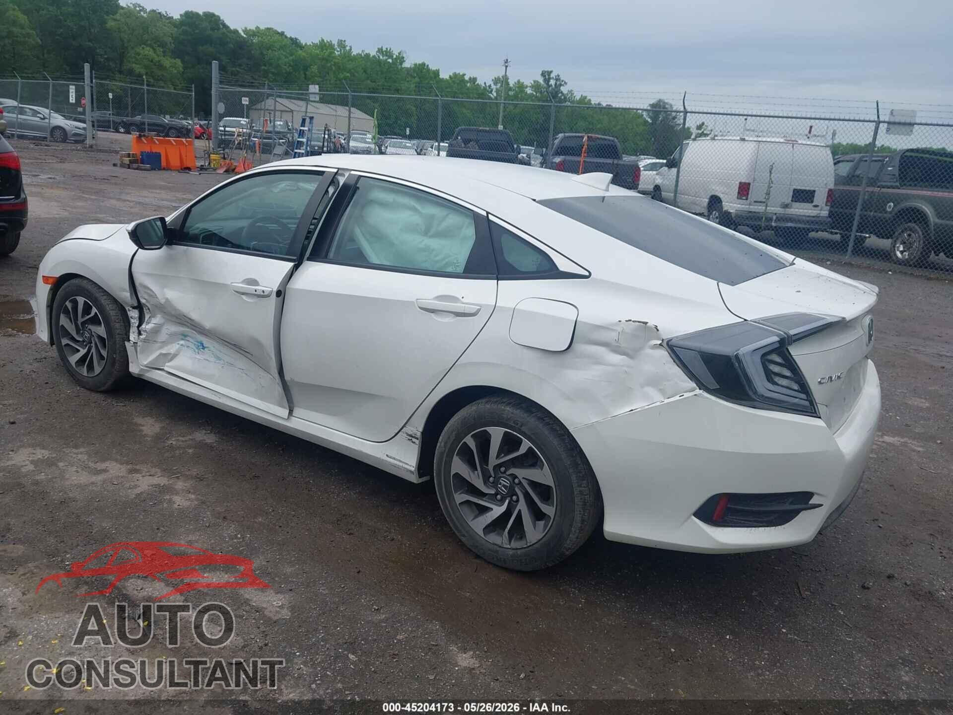 HONDA CIVIC 2018 - 19XFC2F72JE207452