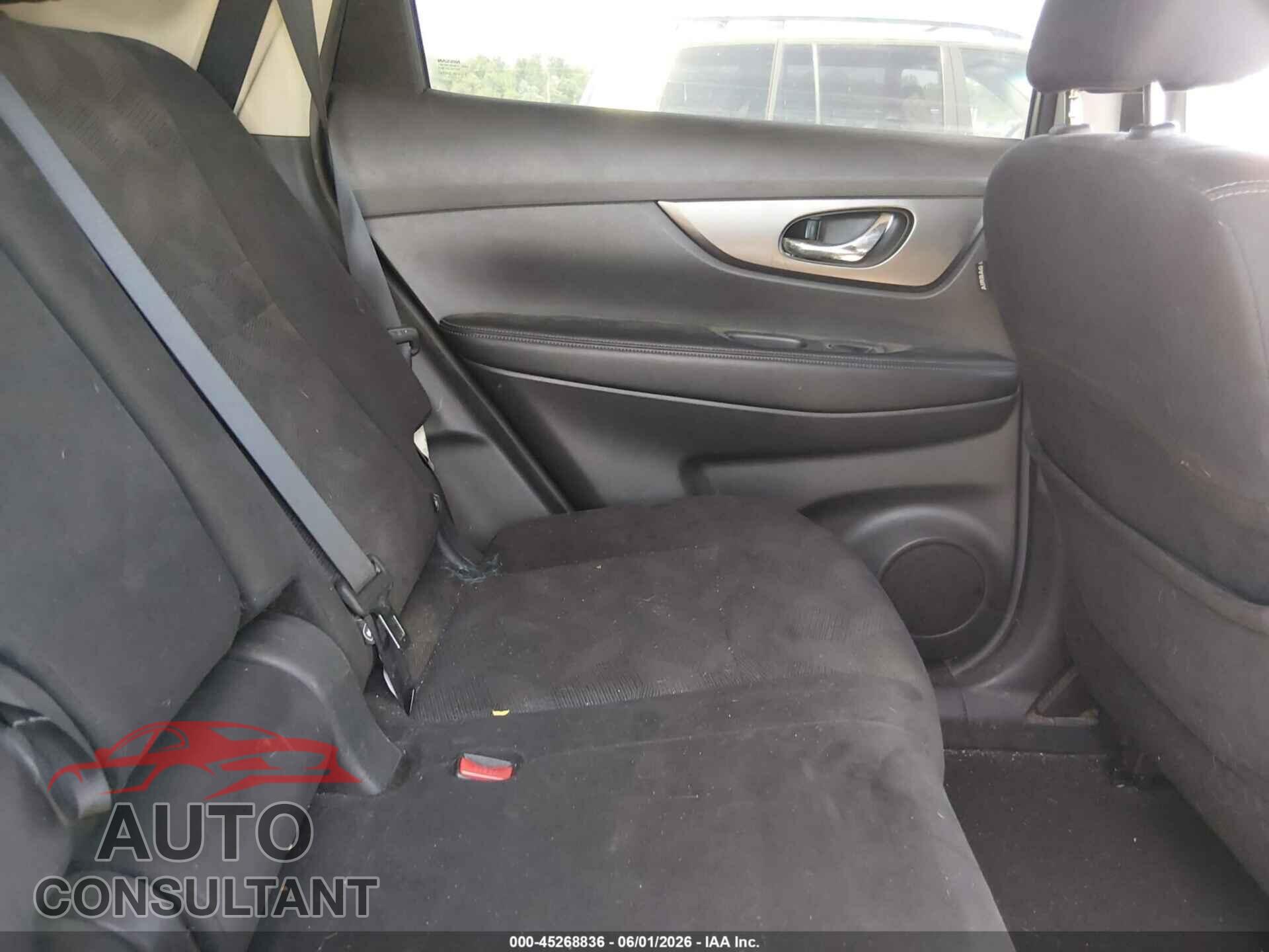 NISSAN ROGUE 2015 - KNMAT2MV3FP524434