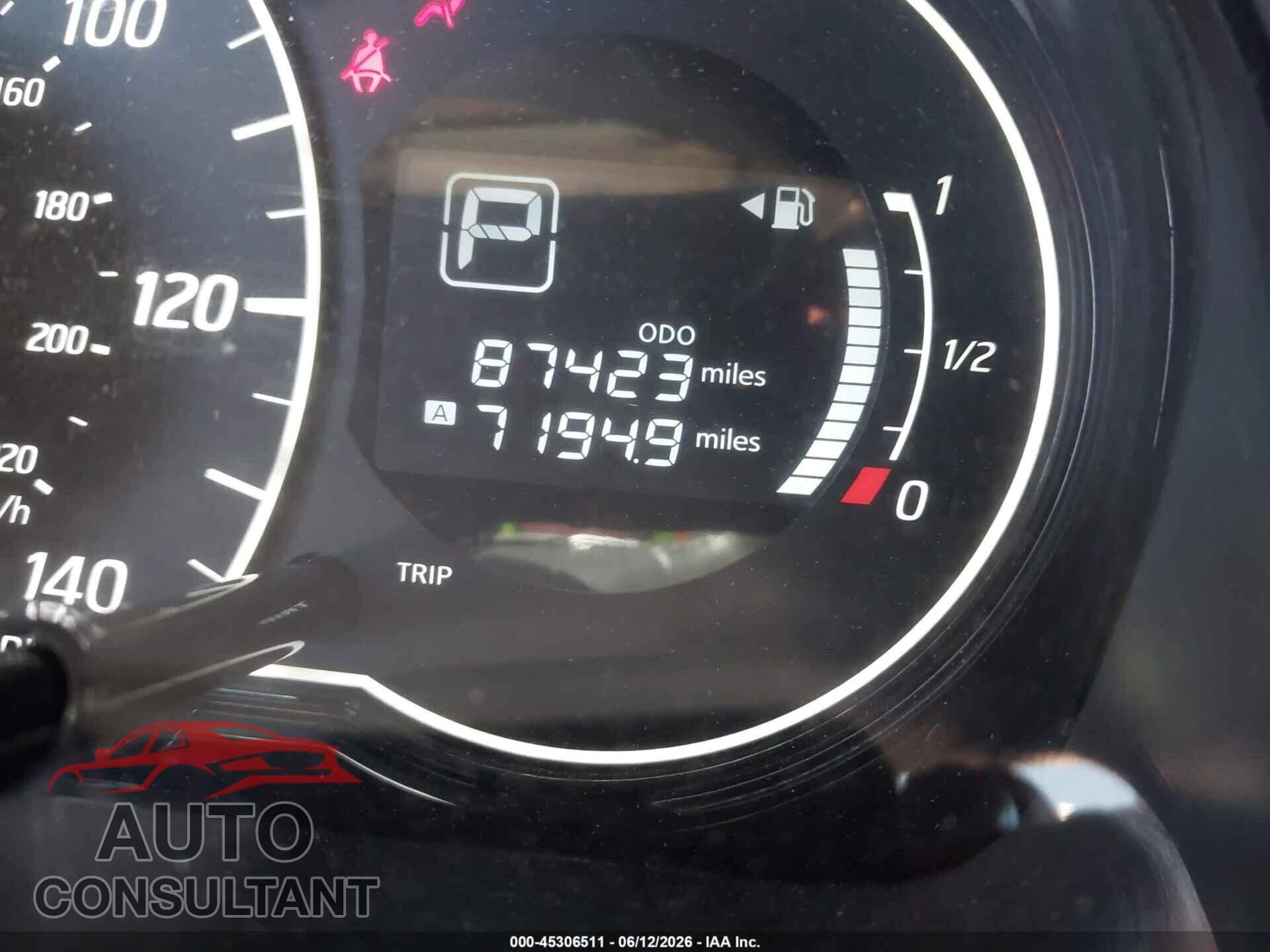 NISSAN VERSA NOTE 2017 - 3N1CE2CP2HL379538