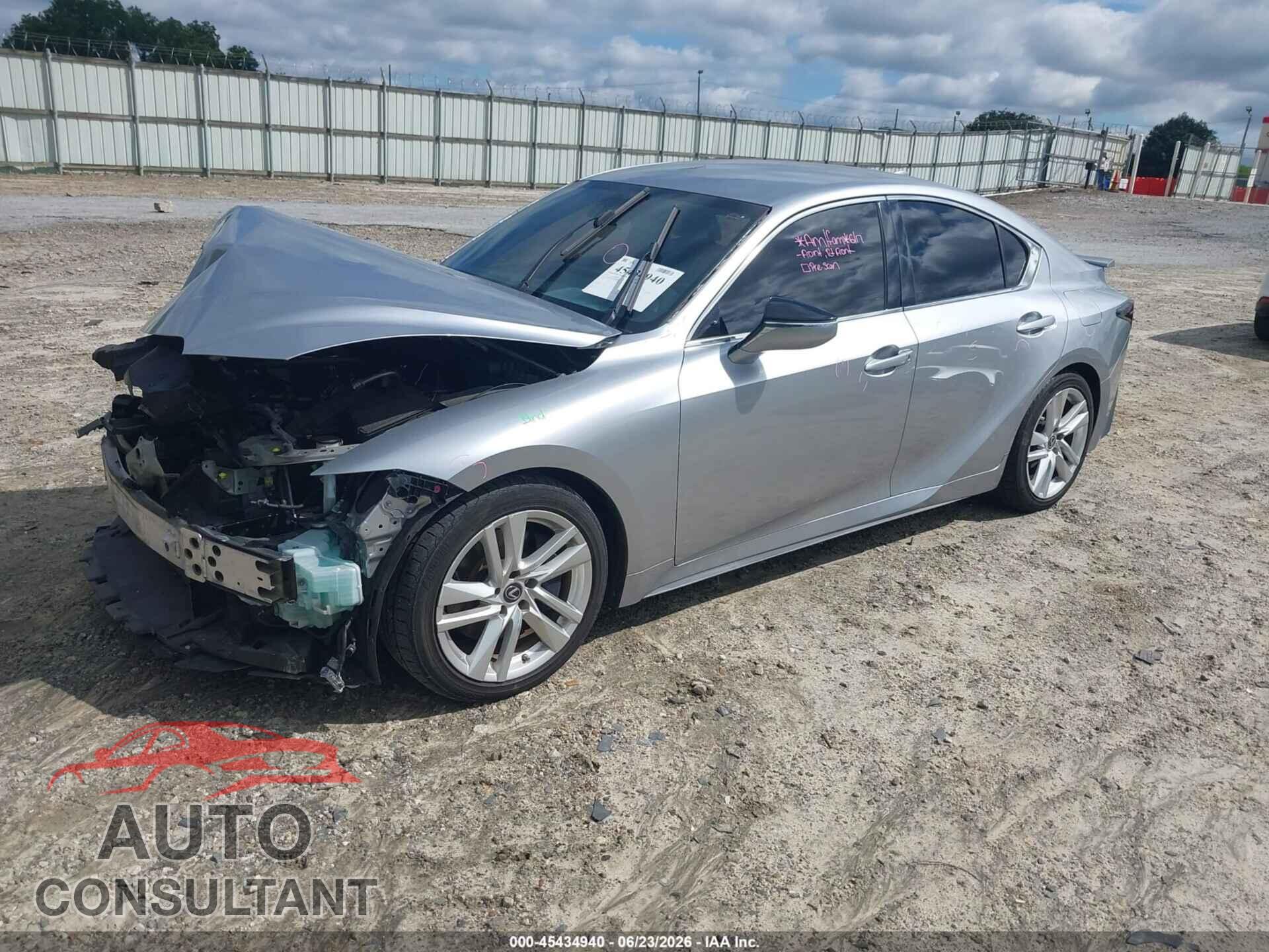 LEXUS IS 300 2021 - JTHAA1D23M5109496