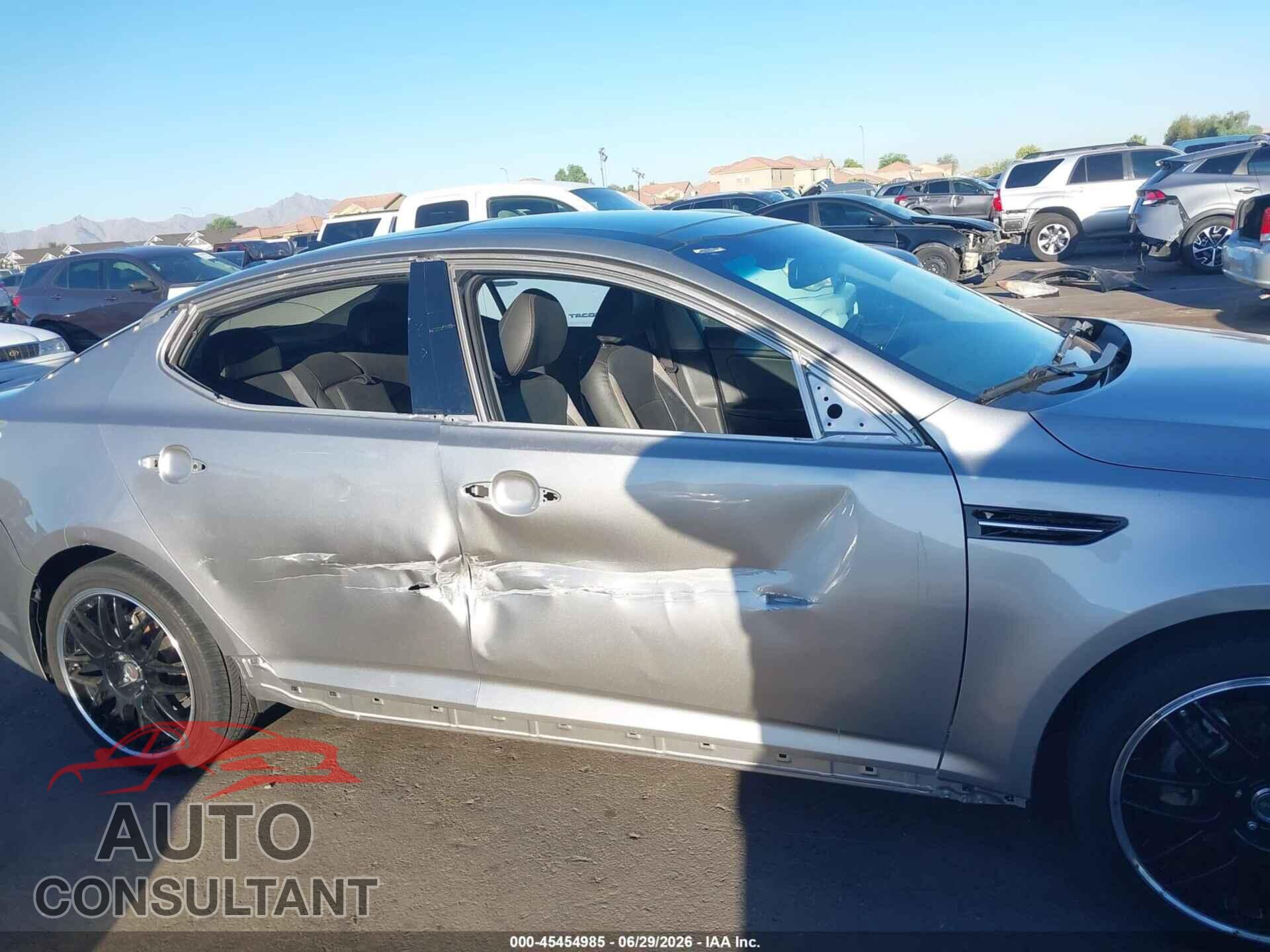 KIA OPTIMA 2012 - 5XXGR4A65CG022657