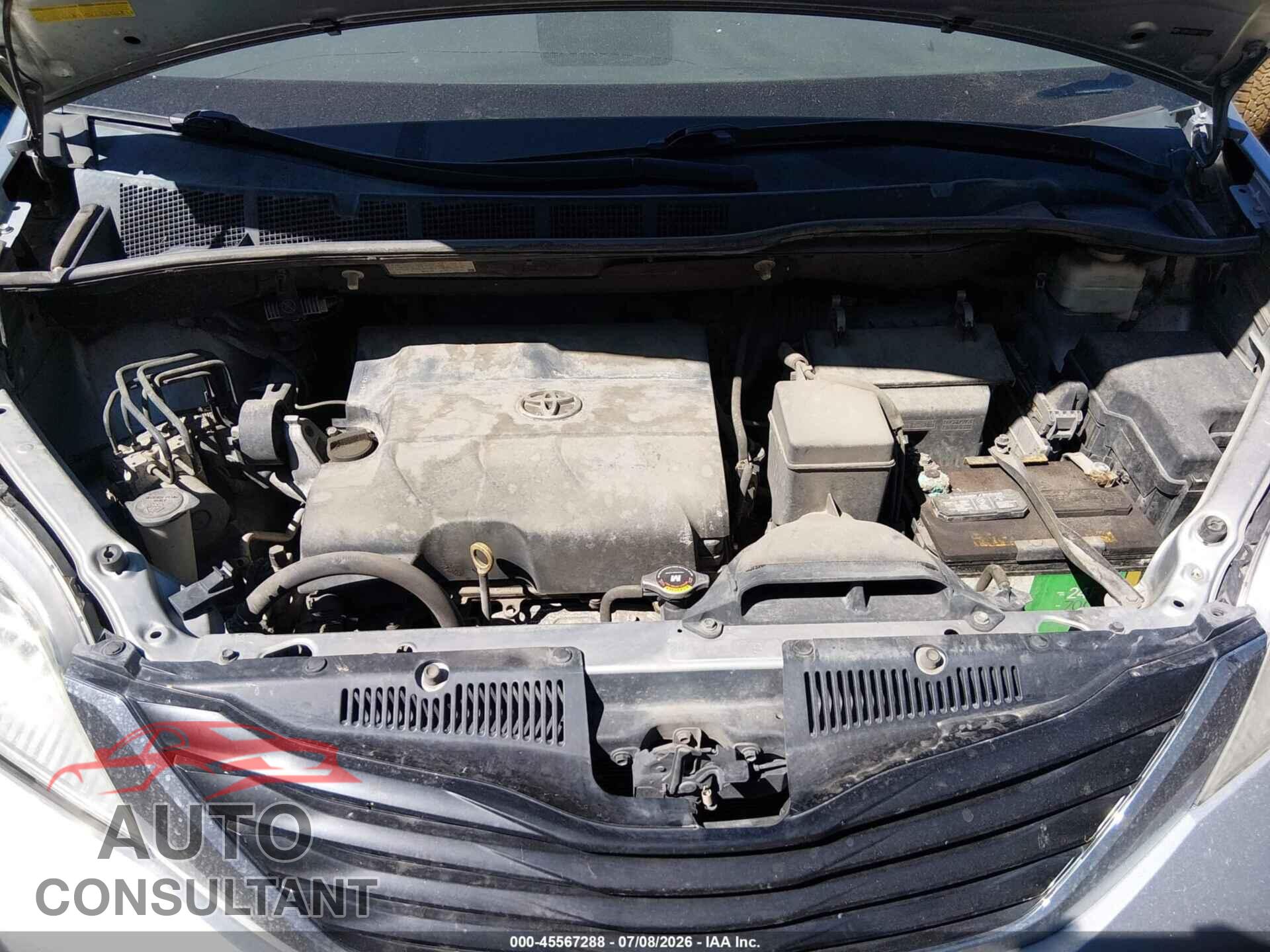 TOYOTA SIENNA 2011 - 5TDKK3DC8BS098672