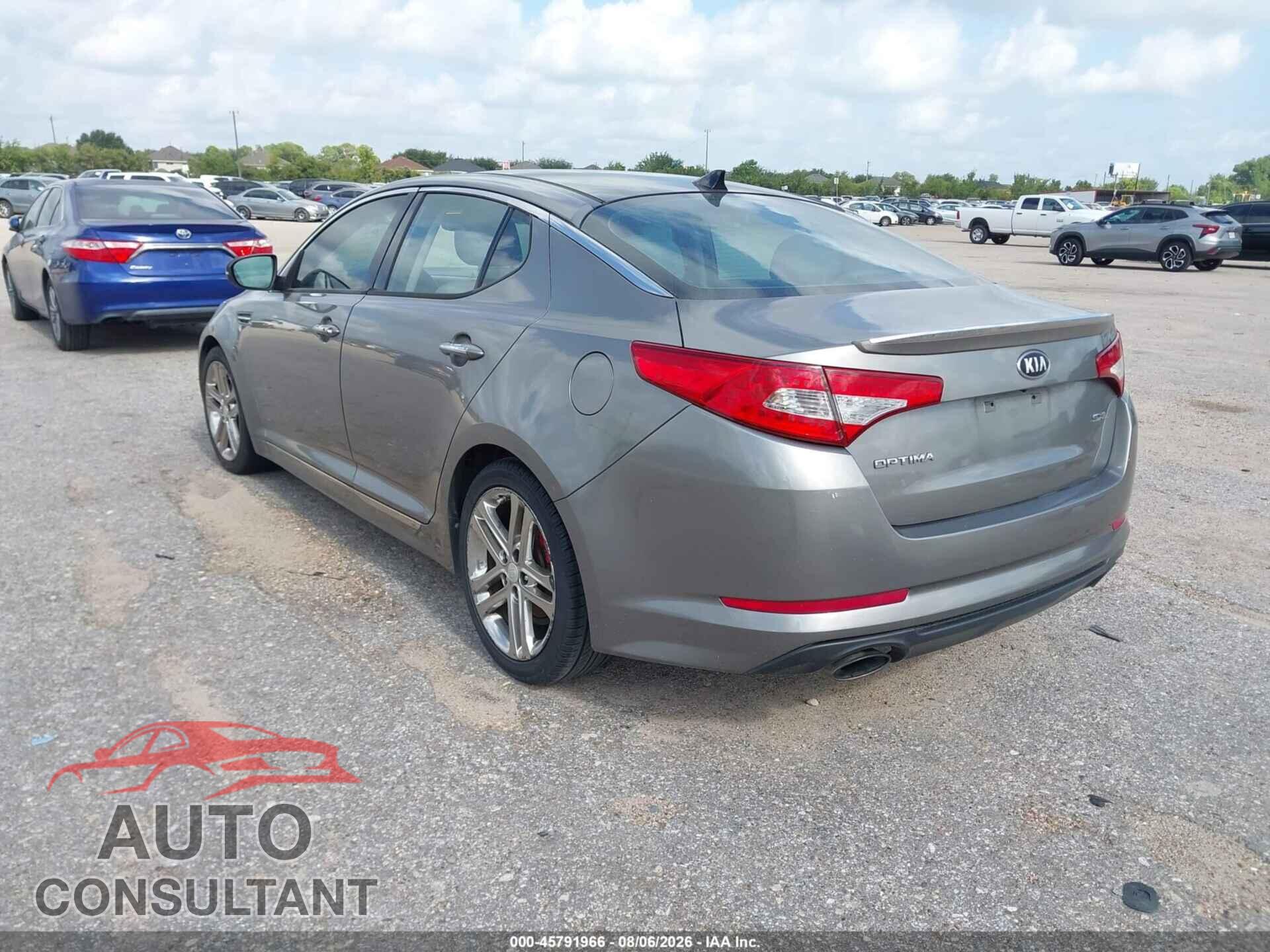 KIA OPTIMA 2013 - 5XXGR4A68DG227374