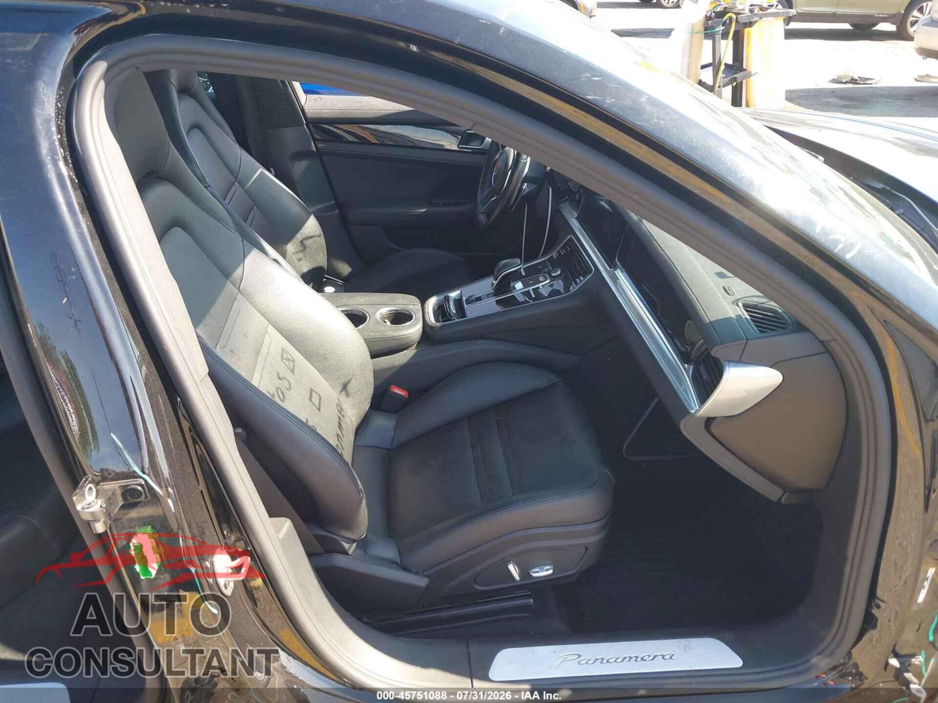PORSCHE PANAMERA 2018 - WP0AA2A75JL119588