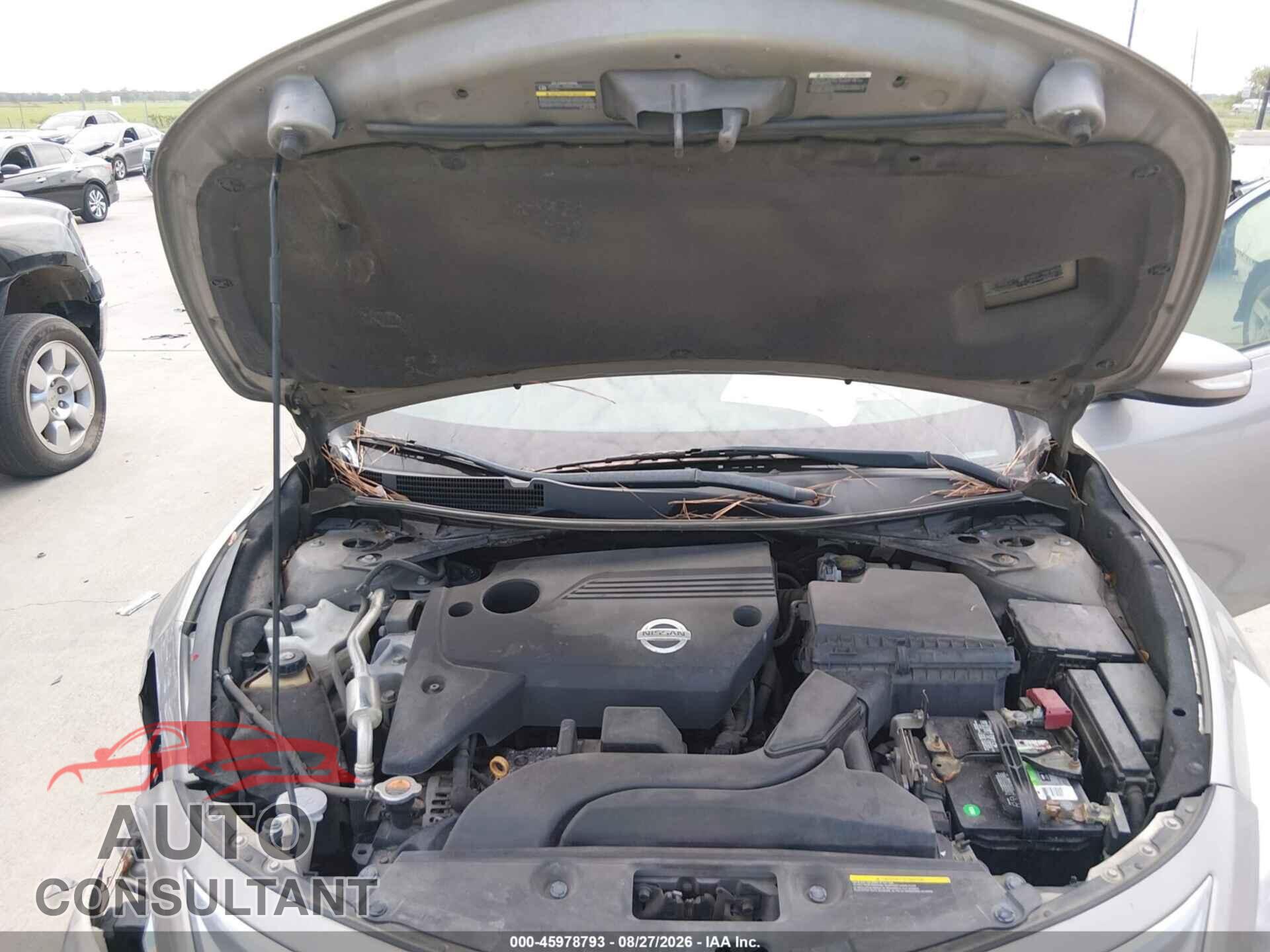 NISSAN ALTIMA 2014 - 1N4AL3AP3EN210357