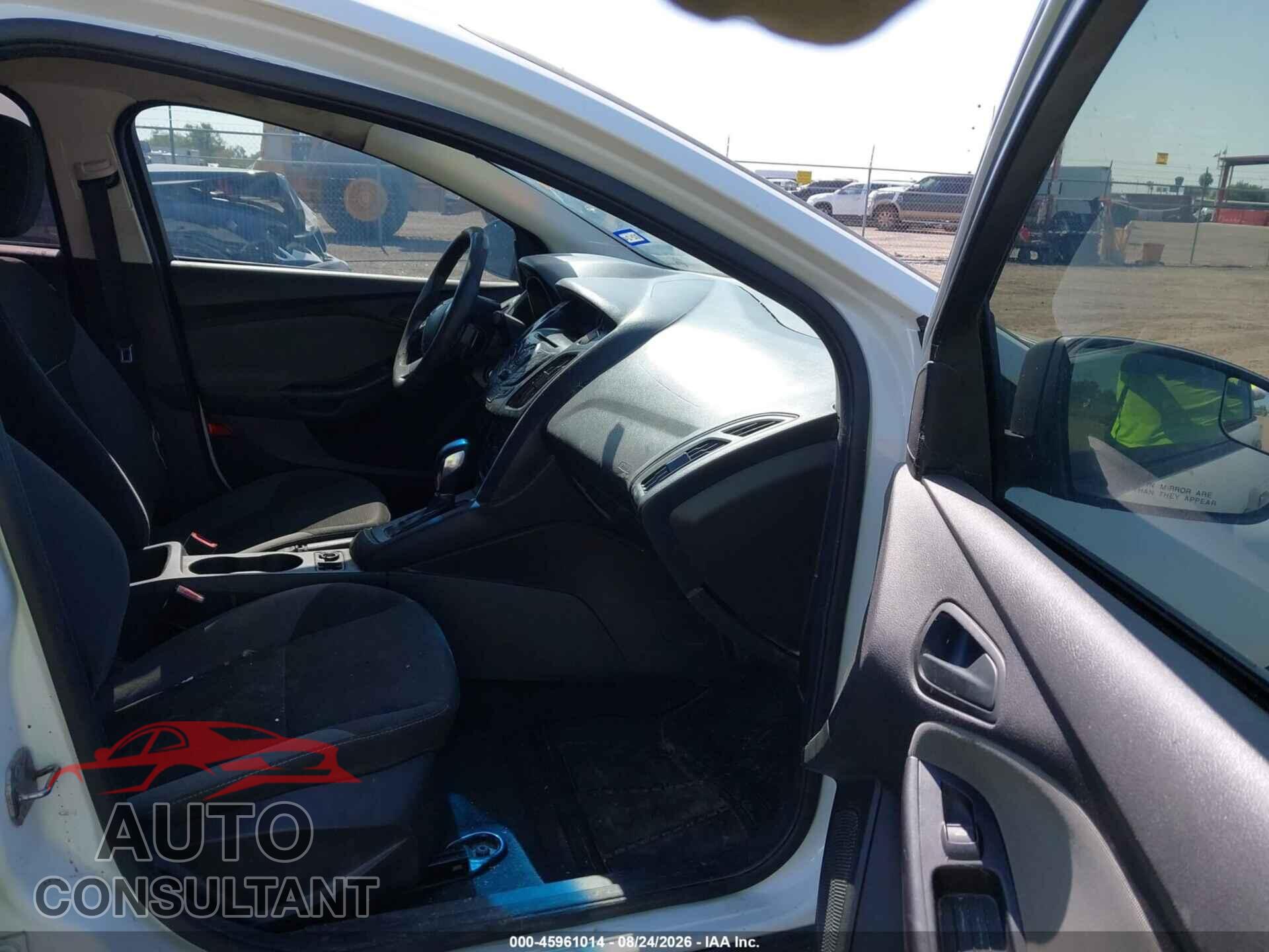 FORD FOCUS 2013 - 1FADP3E23DL189262
