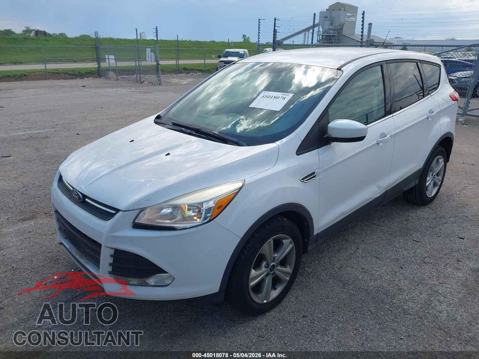 FORD ESCAPE 2014 - 1FMCU0GX6EUC03104