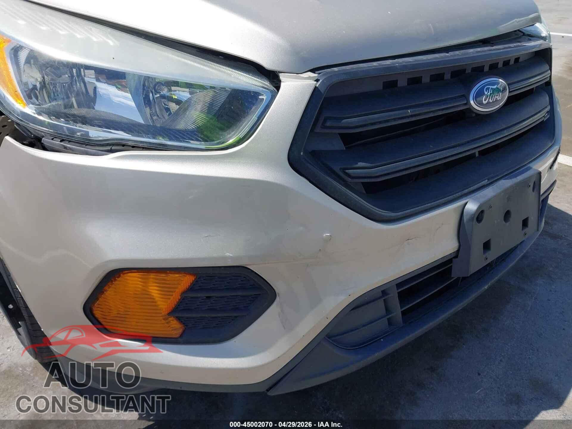 FORD ESCAPE 2017 - 1FMCU0F76HUC34813